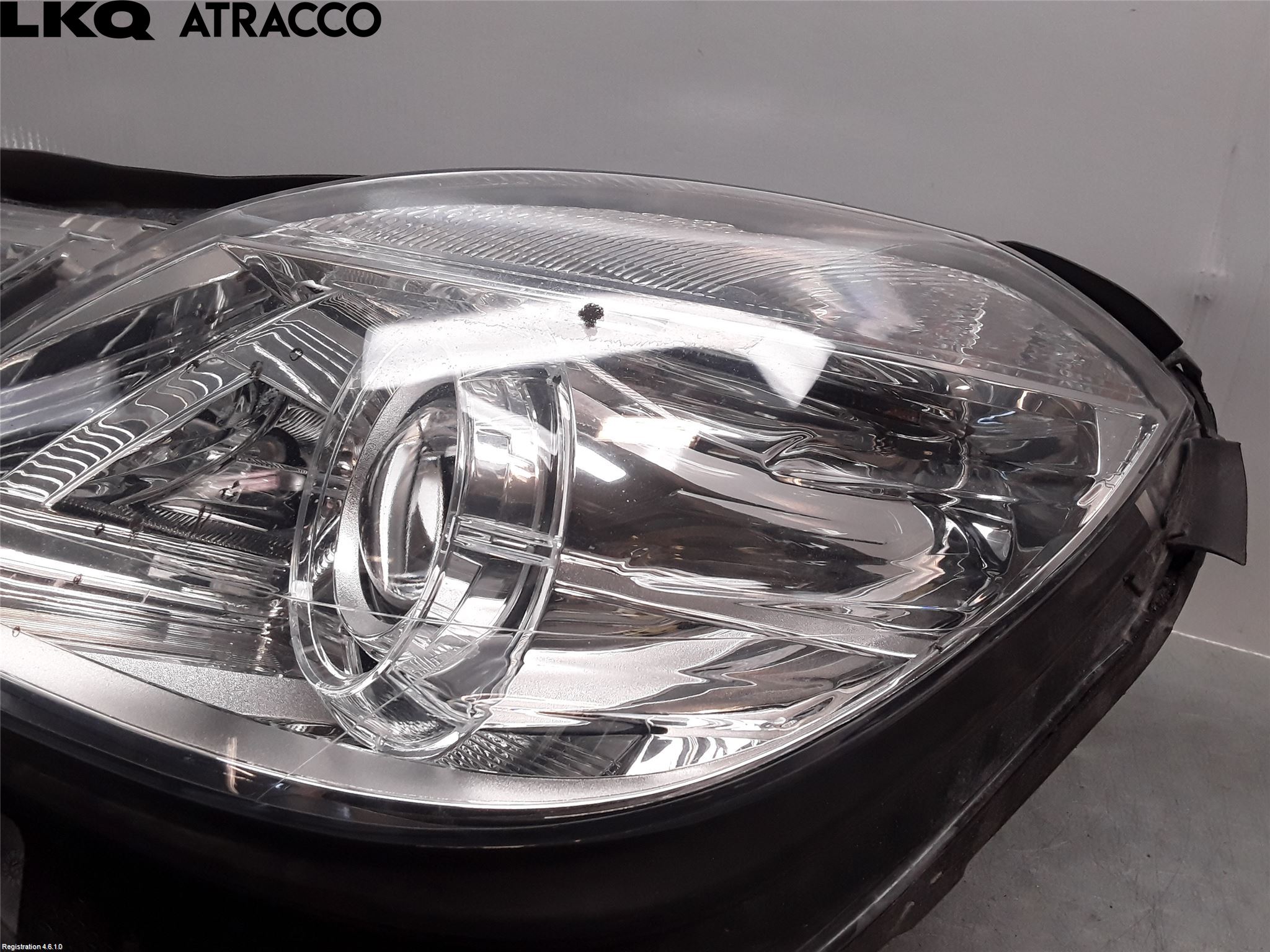 Mercedes-Benz MB E-KLASS (W212) 09-16 Frontlykt Venstre