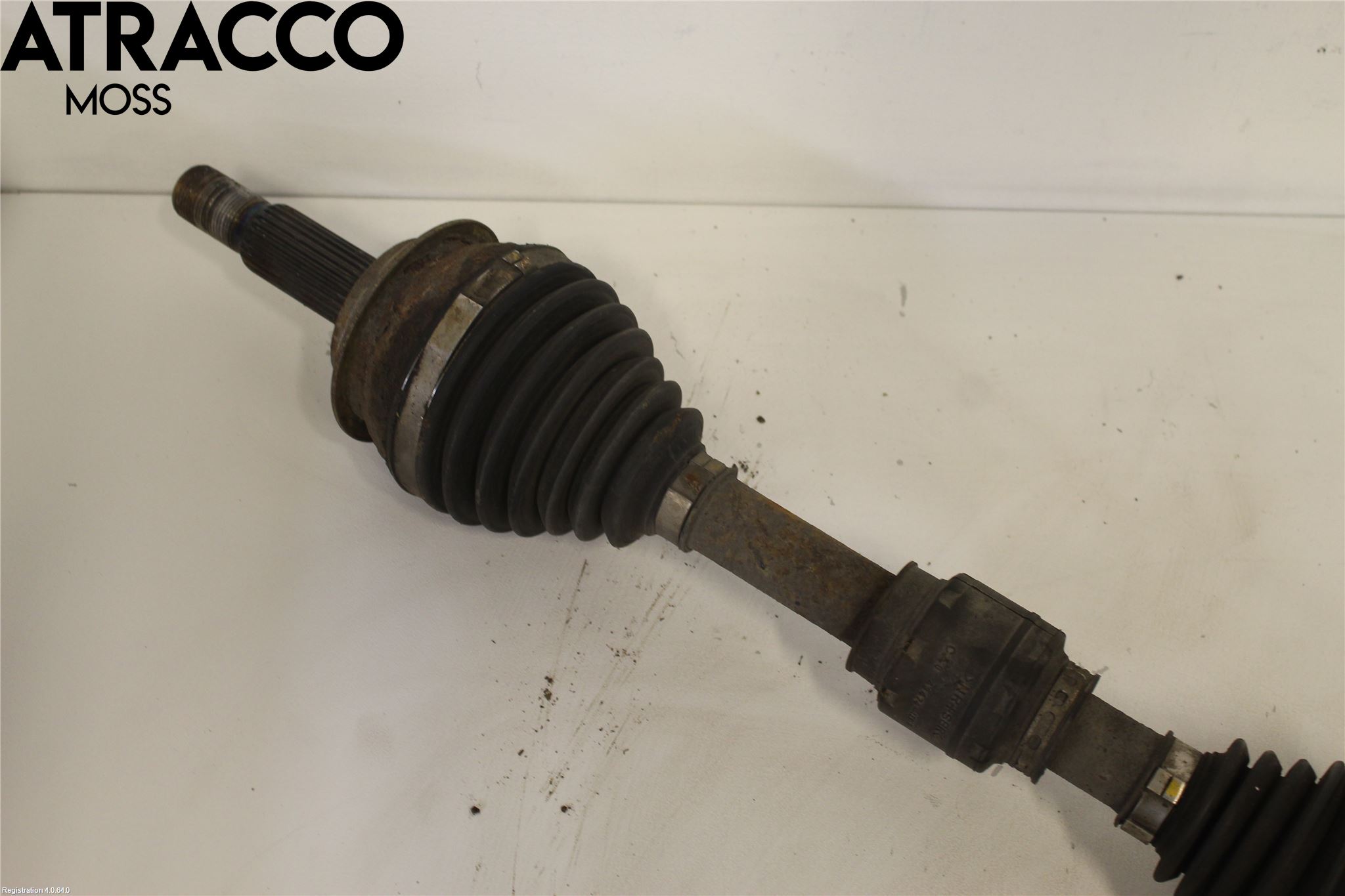 Toyota URBAN CRUISER Drivaksel Foran Kompl  V = H