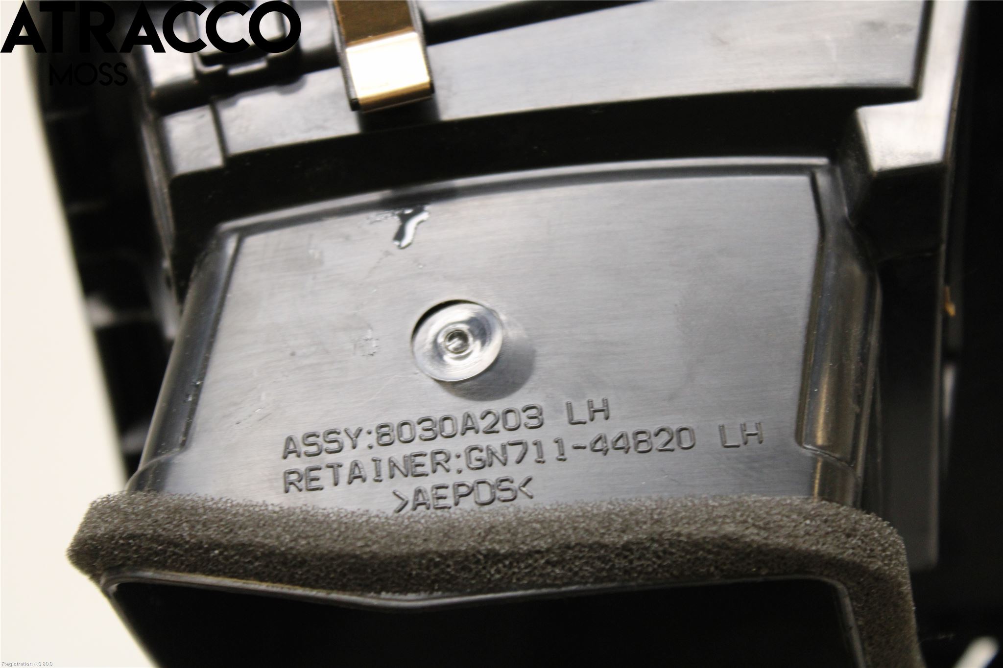 Mitsubishi OUTLANDER 13-21 Dashbord Kanal - Dyse