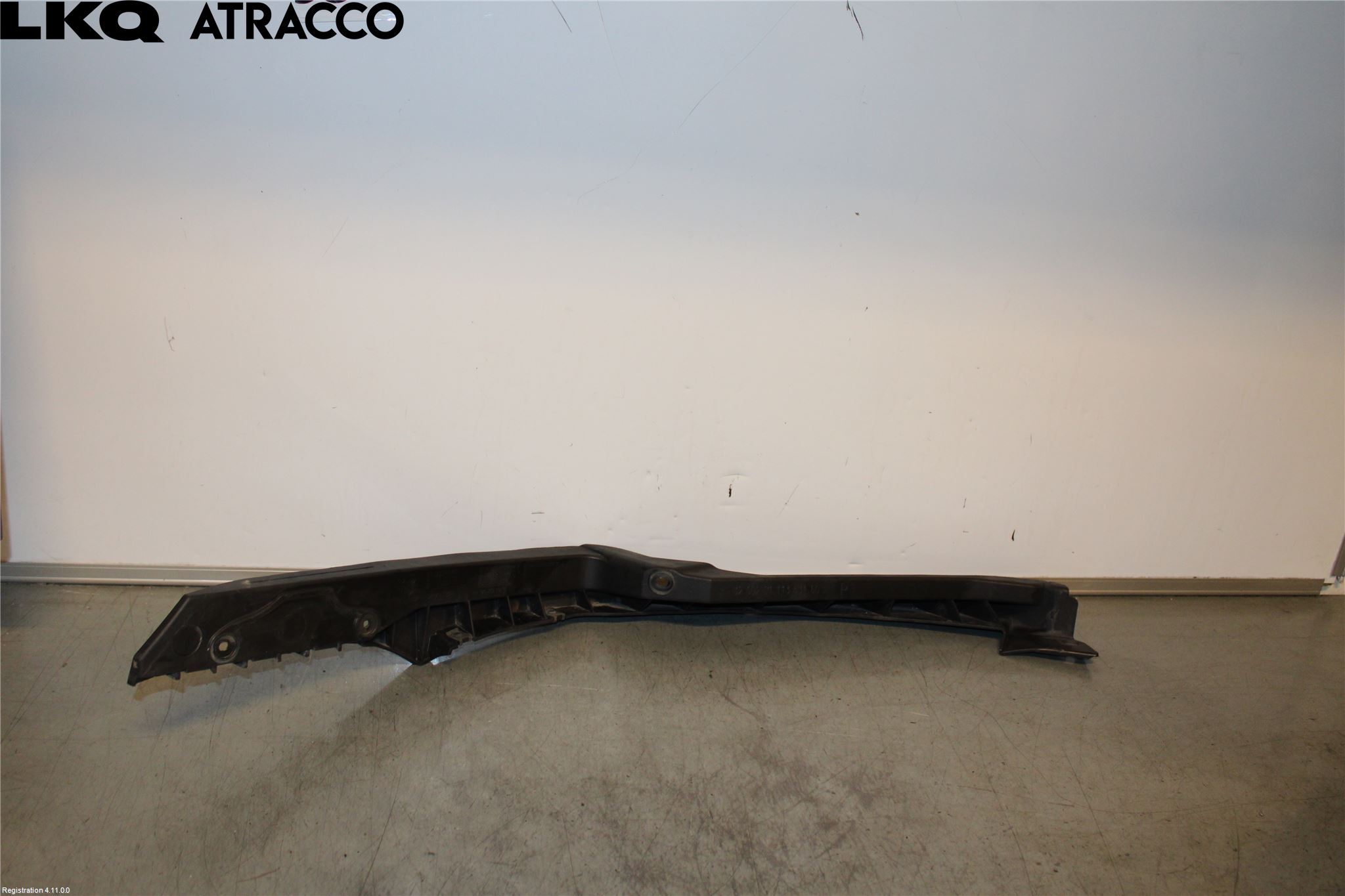 Skoda OCTAVIA (1Z) 05-13 Støtfanger Foran Feste