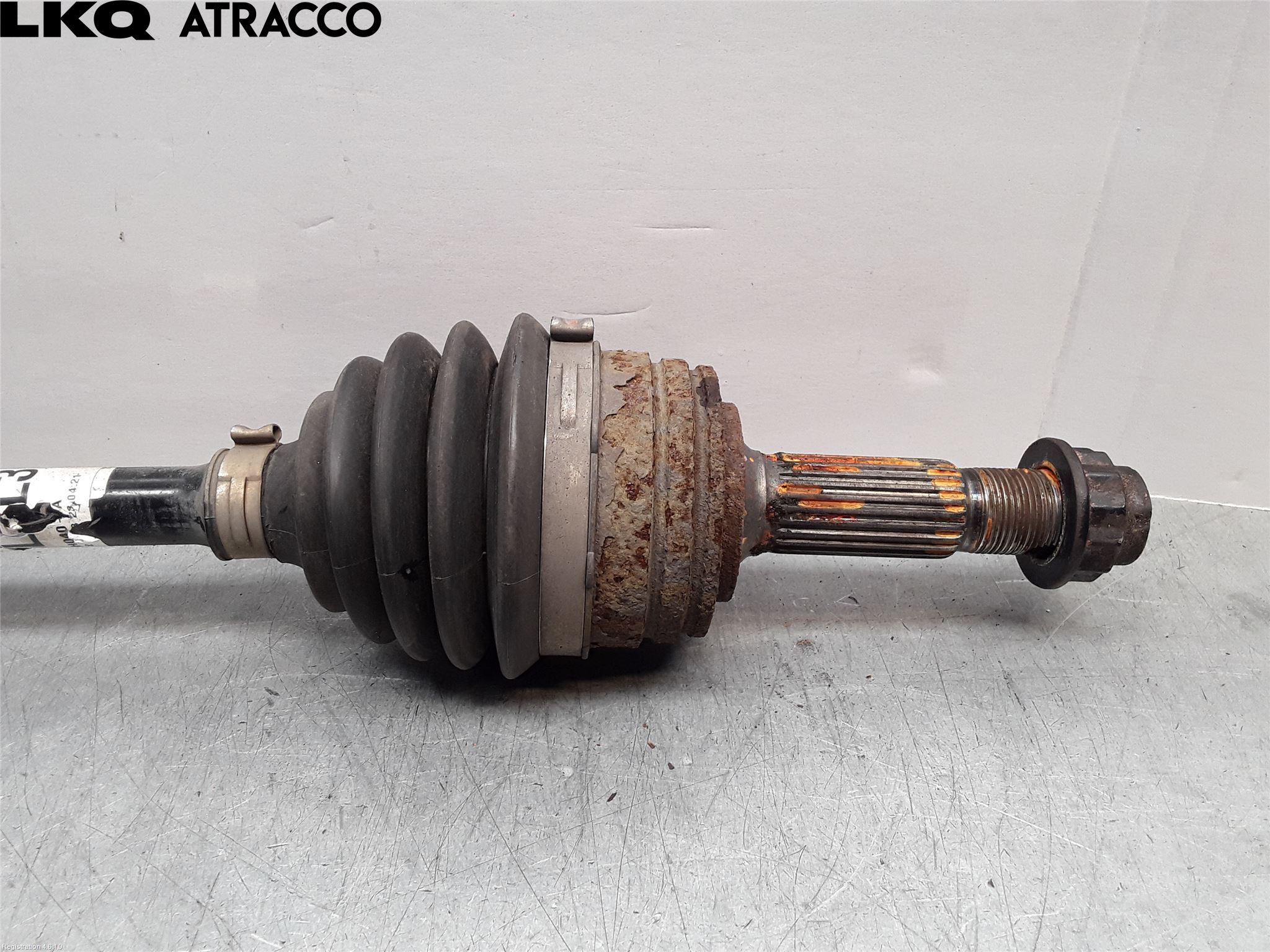 Toyota AYGO 15-21 Drivaksel Foran Kompl Venstre