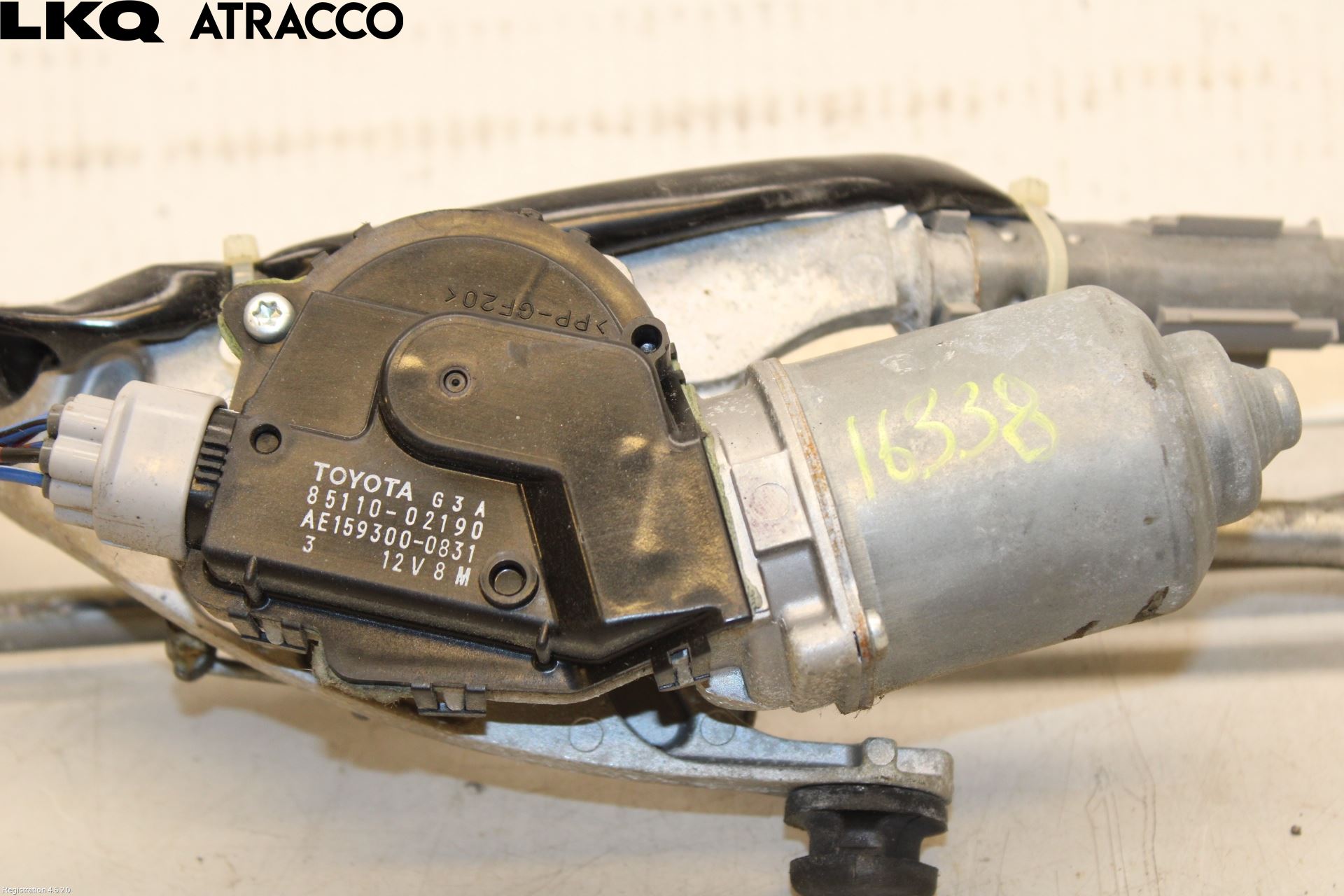 Toyota AURIS 10-12 Viskermotor Frontrute