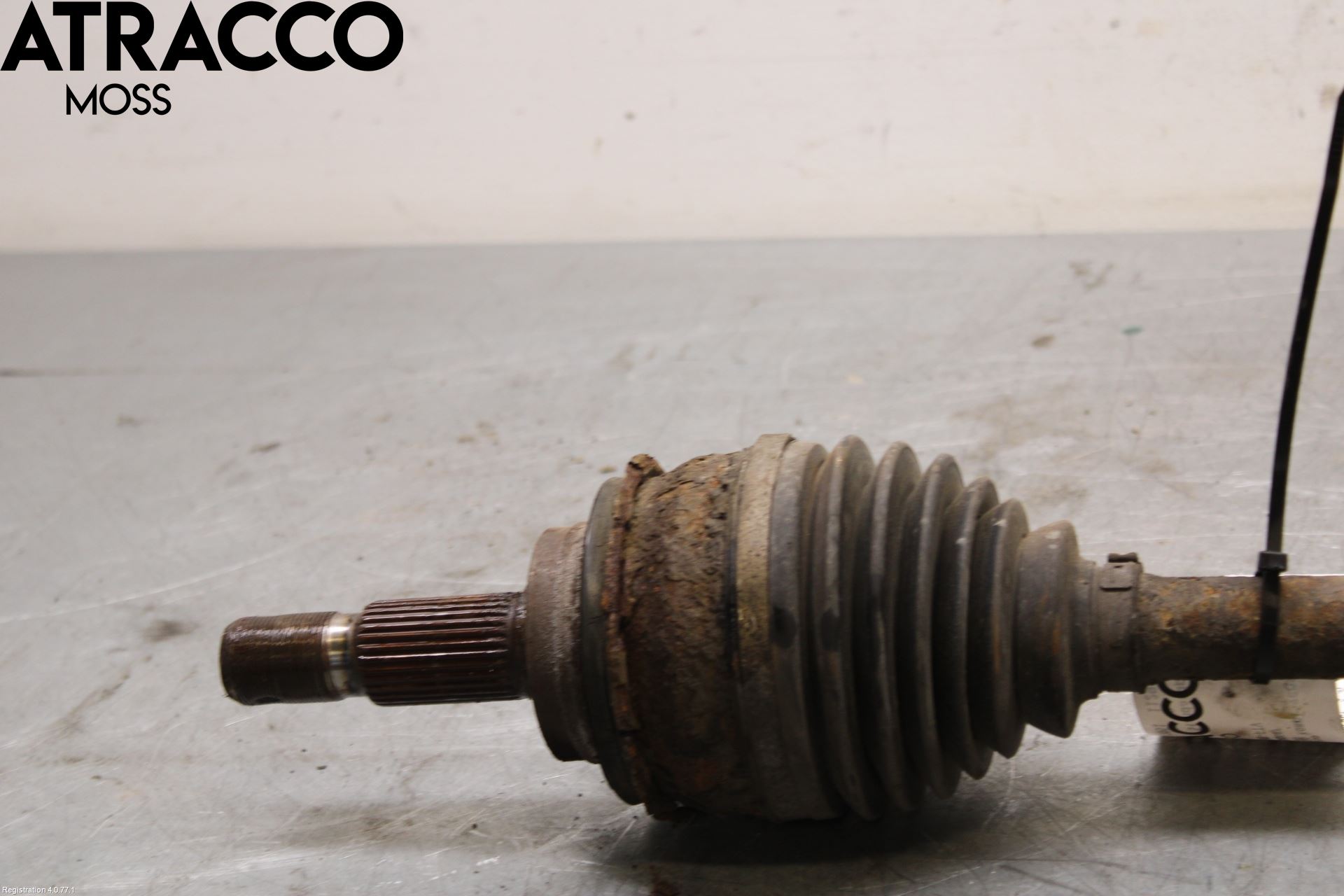 Toyota LANDCRUISER Drivaksel Foran Kompl Venstre