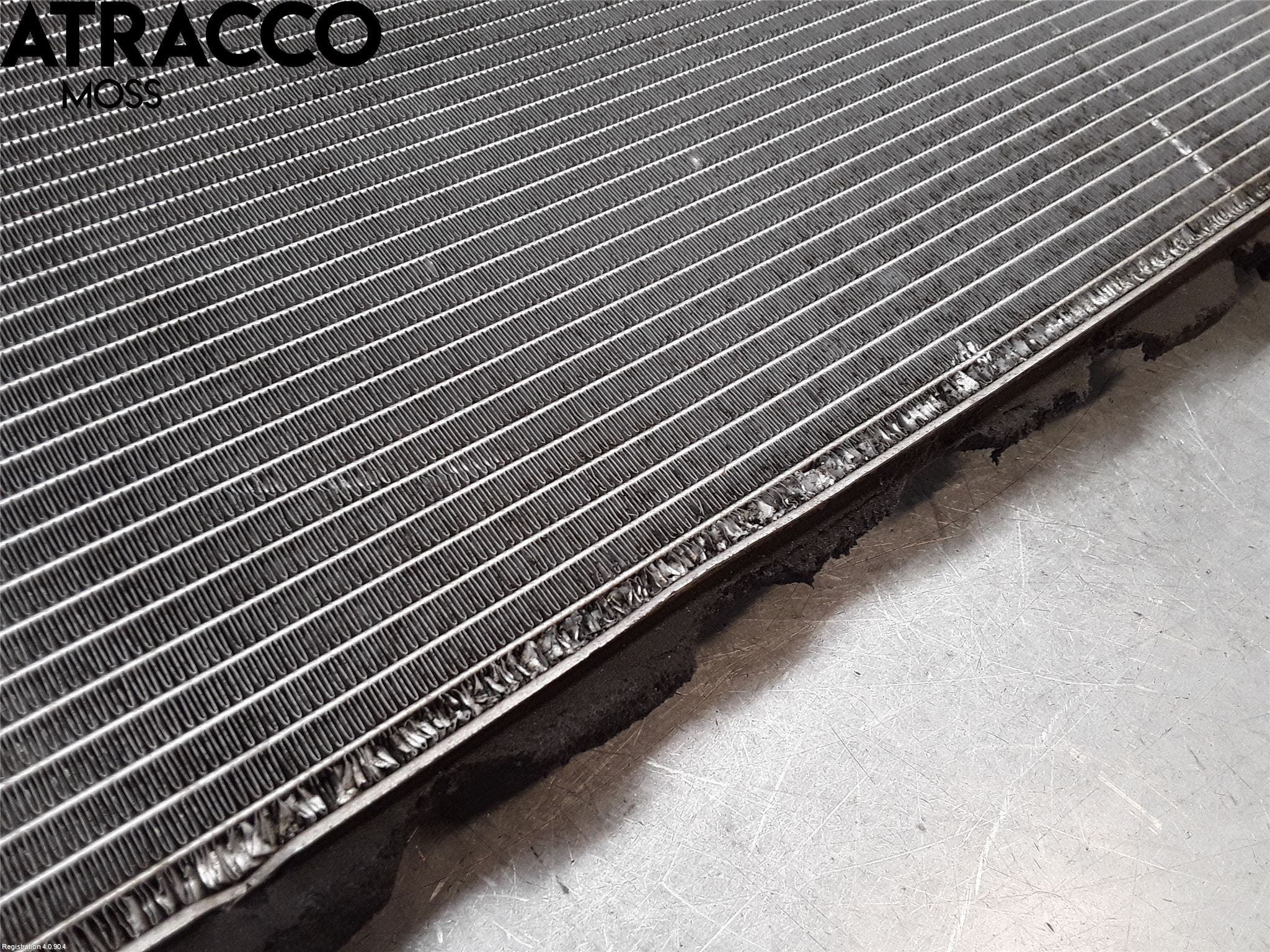 Volvo V60 11-13 Radiator Automat