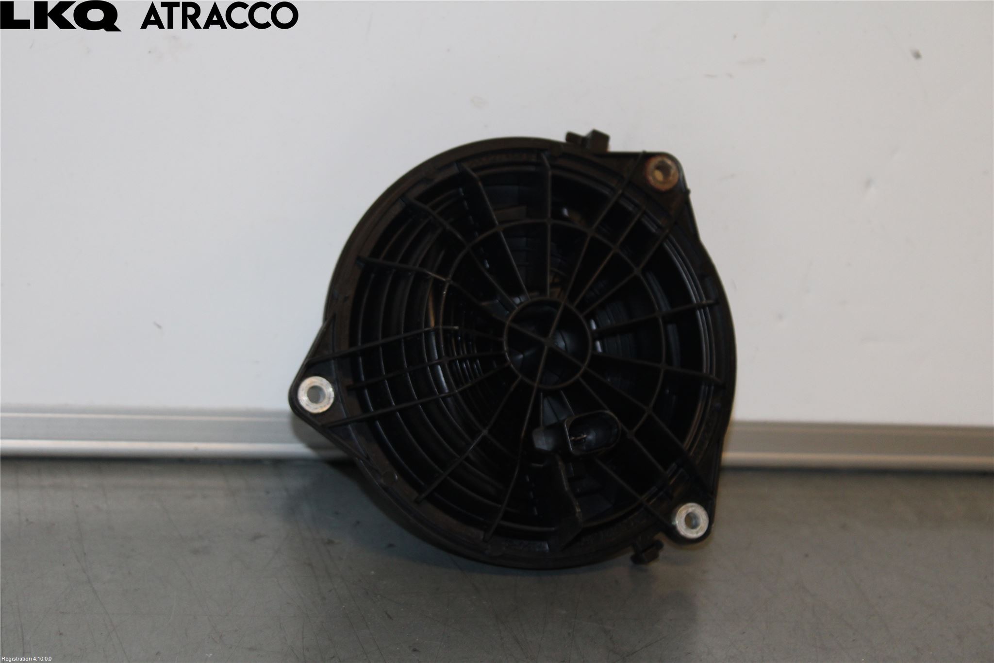 Volkswagen VW GOLF VI 09-13 Bakluke Handtak Ytre