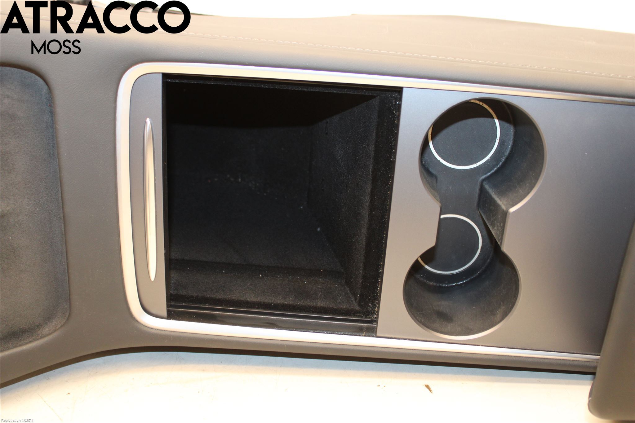 Tesla MODEL 3 17- Innr Konsoll-Lomme