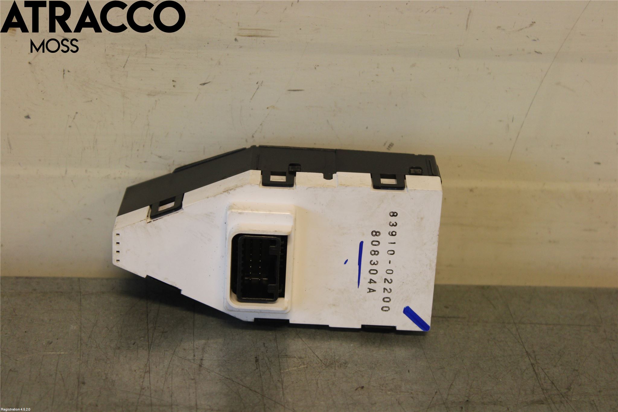 Toyota AURIS 13-19 Instr Klokke