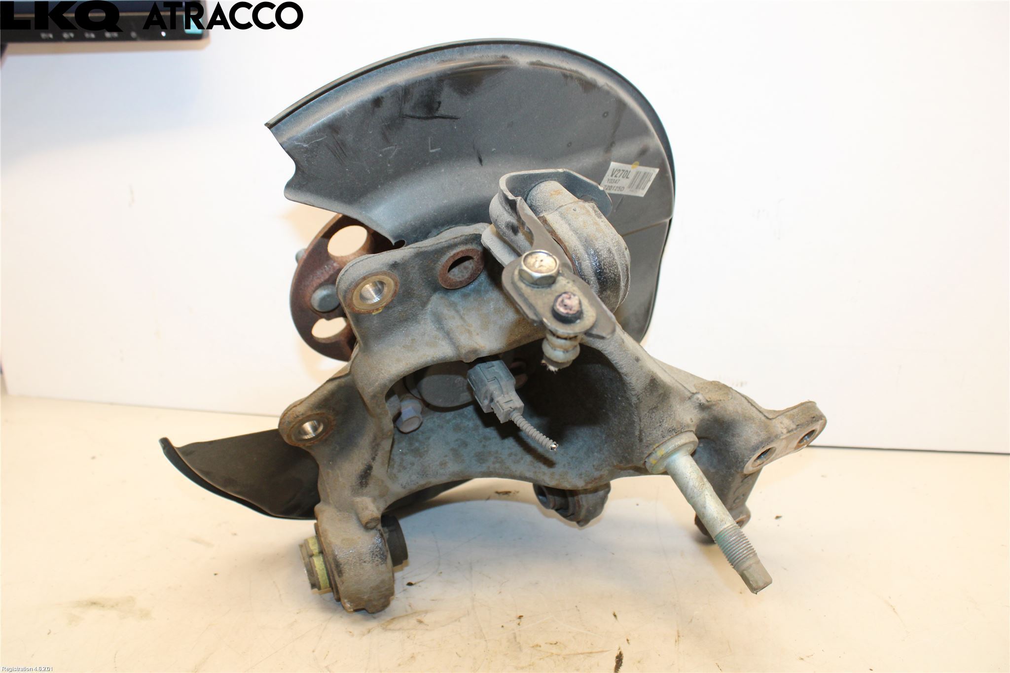 Toyota RAV4 19- Spindel Vf