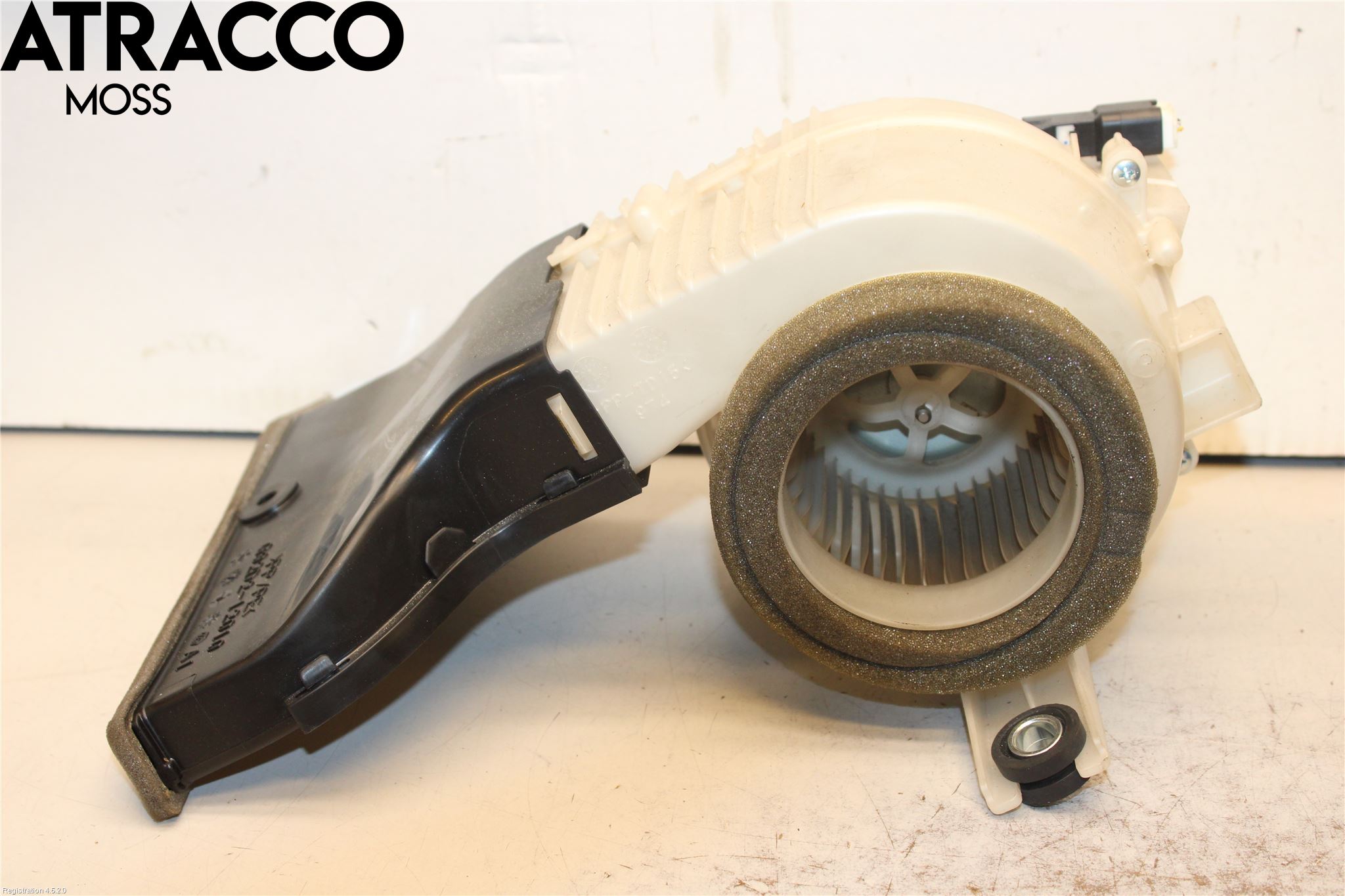 Toyota AURIS 13-19 Kjølevifte Elektrisk