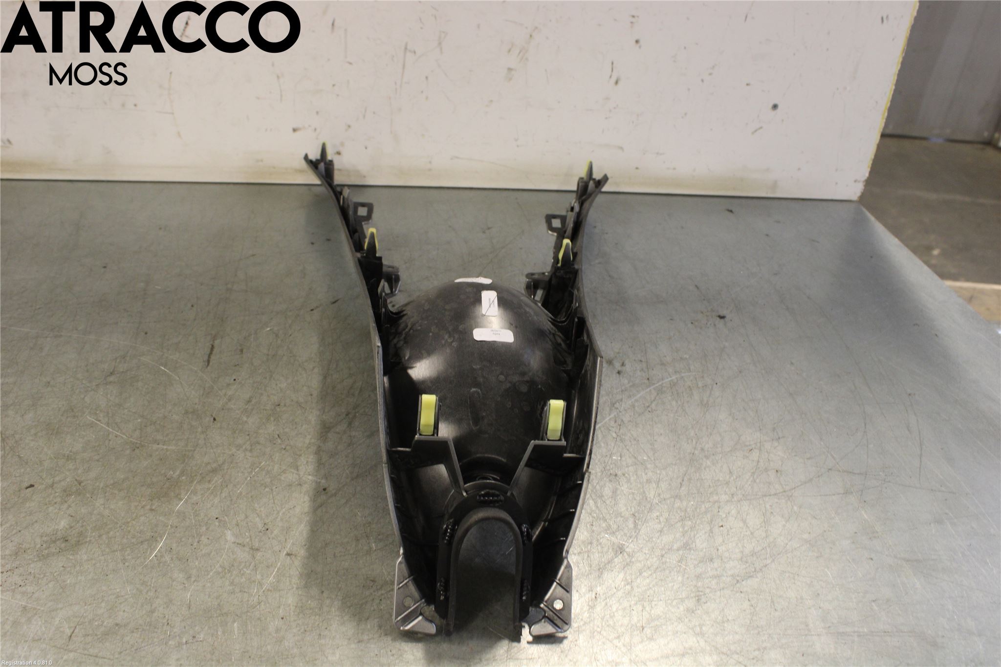 Toyota AURIS 10-12 Instrumentkonsoll Midt