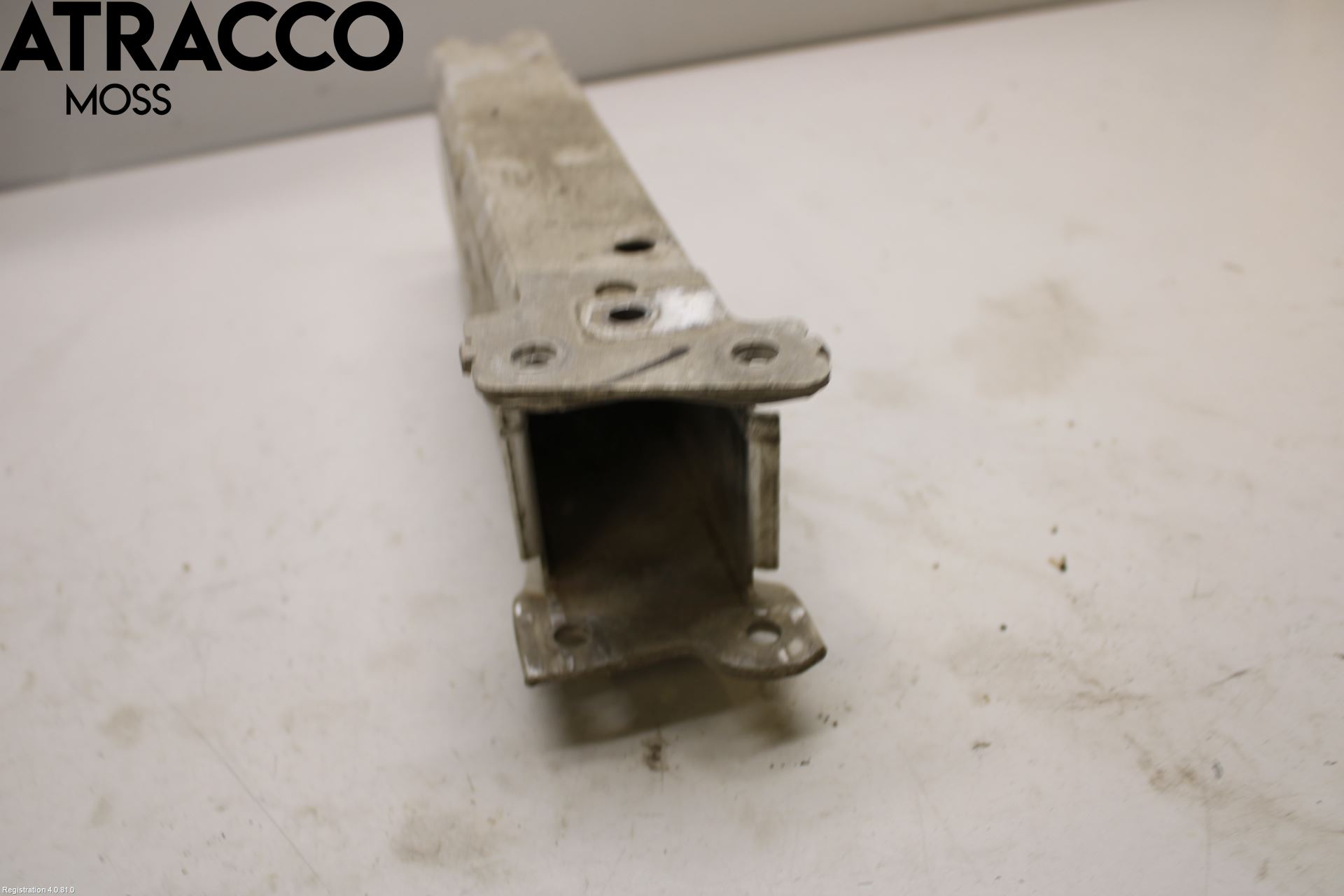 BMW 1 F20/F21 11-19 Støtfanger Foran Bjelke