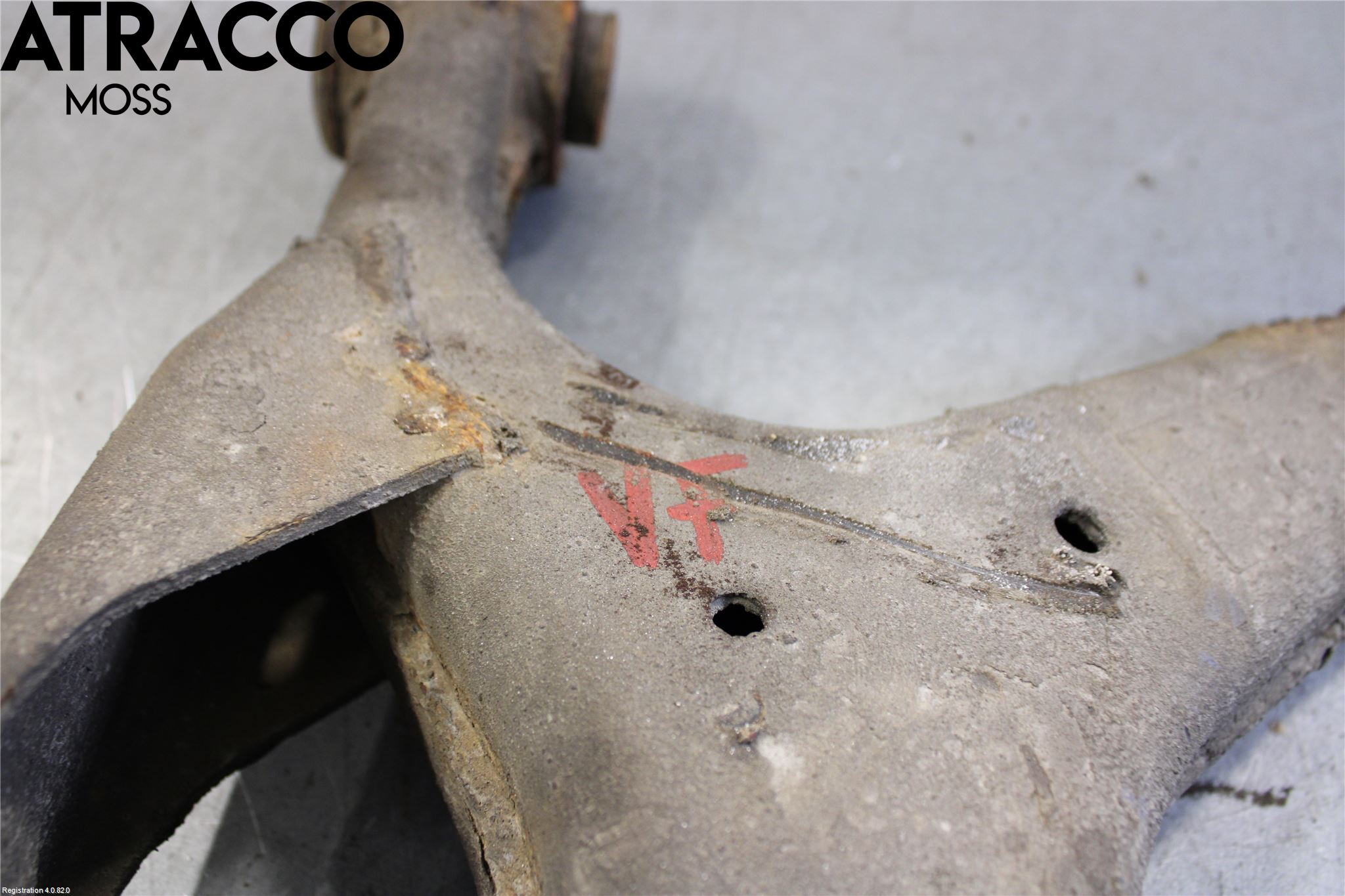 Landrover LAND ROVER DISCOVERY 4 10-16 Bærearmstag Foran Venstre