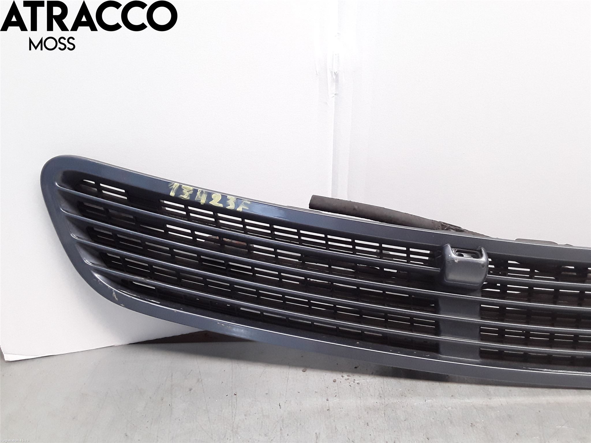 Mercedes-Benz MB E-KLASS (W211) 02-09 Grilldel Midt