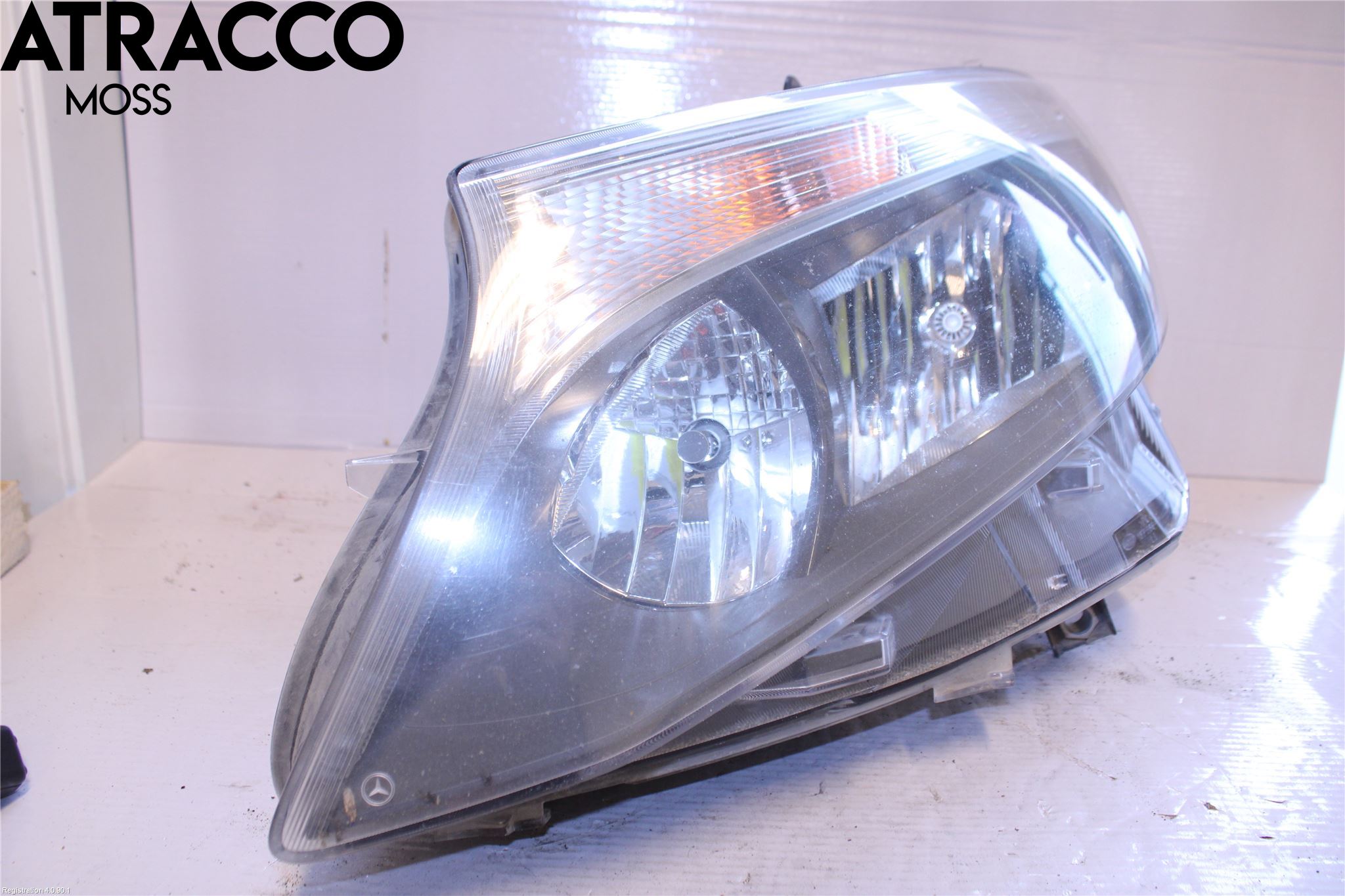 Mercedes-Benz MB VITO/V-KLASS (W640,W447,W448) 14- Frontlykt Venstre