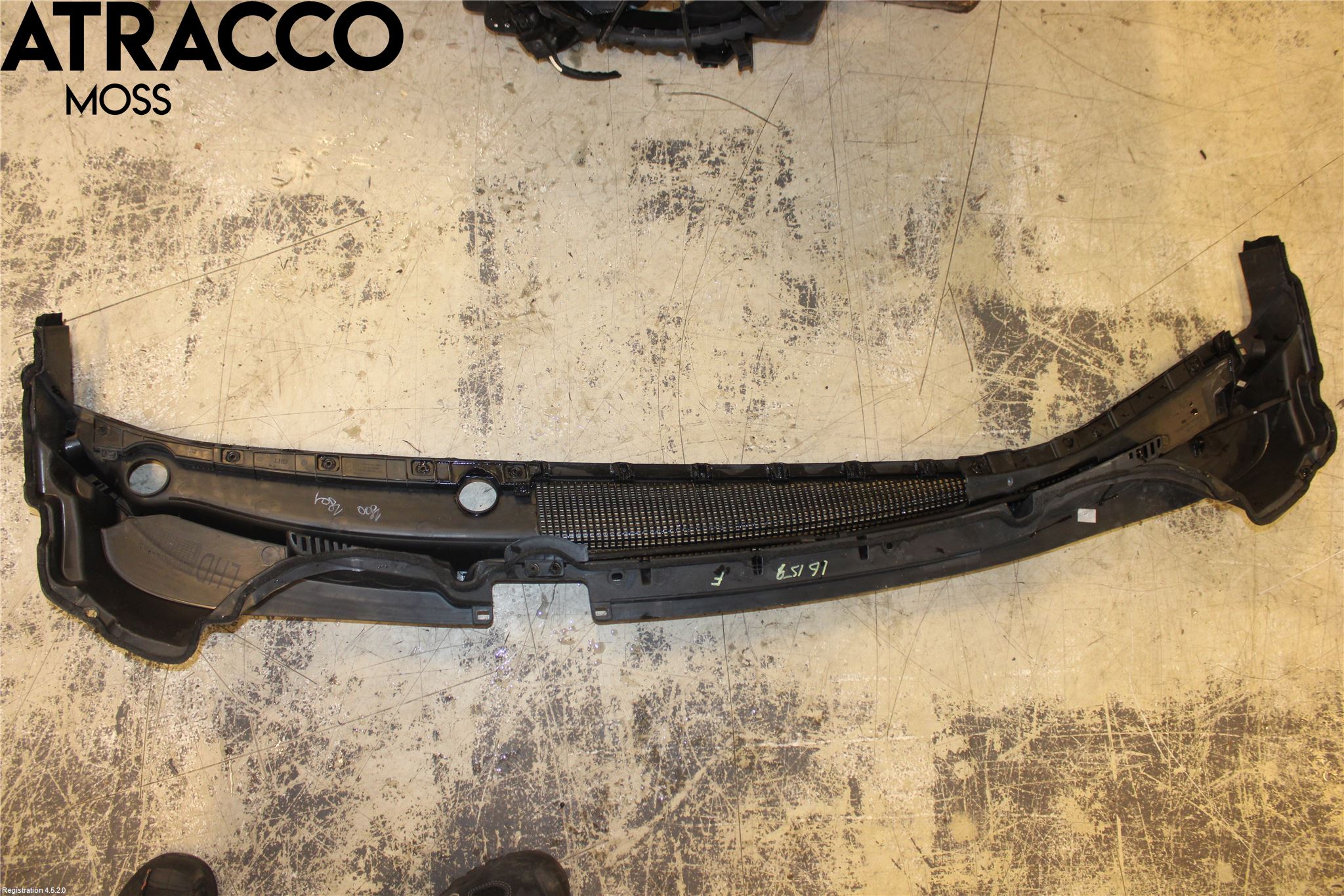 Hyundai i40 08-15 Visker Deksel-Grill-Under Frr