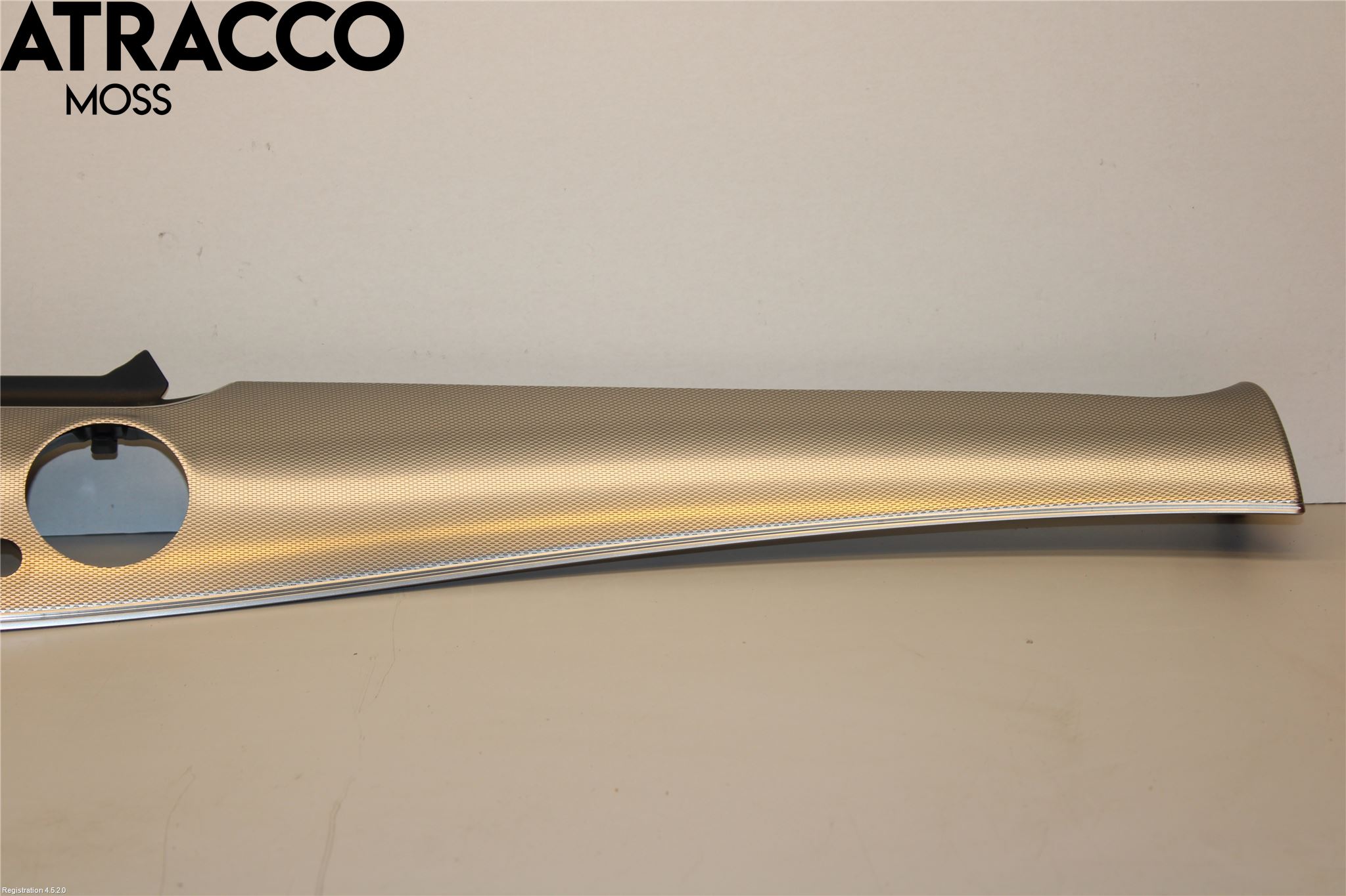 Mercedes-Benz MB E-KLASS (W213) 16-23 Innr Dekor Instrbord