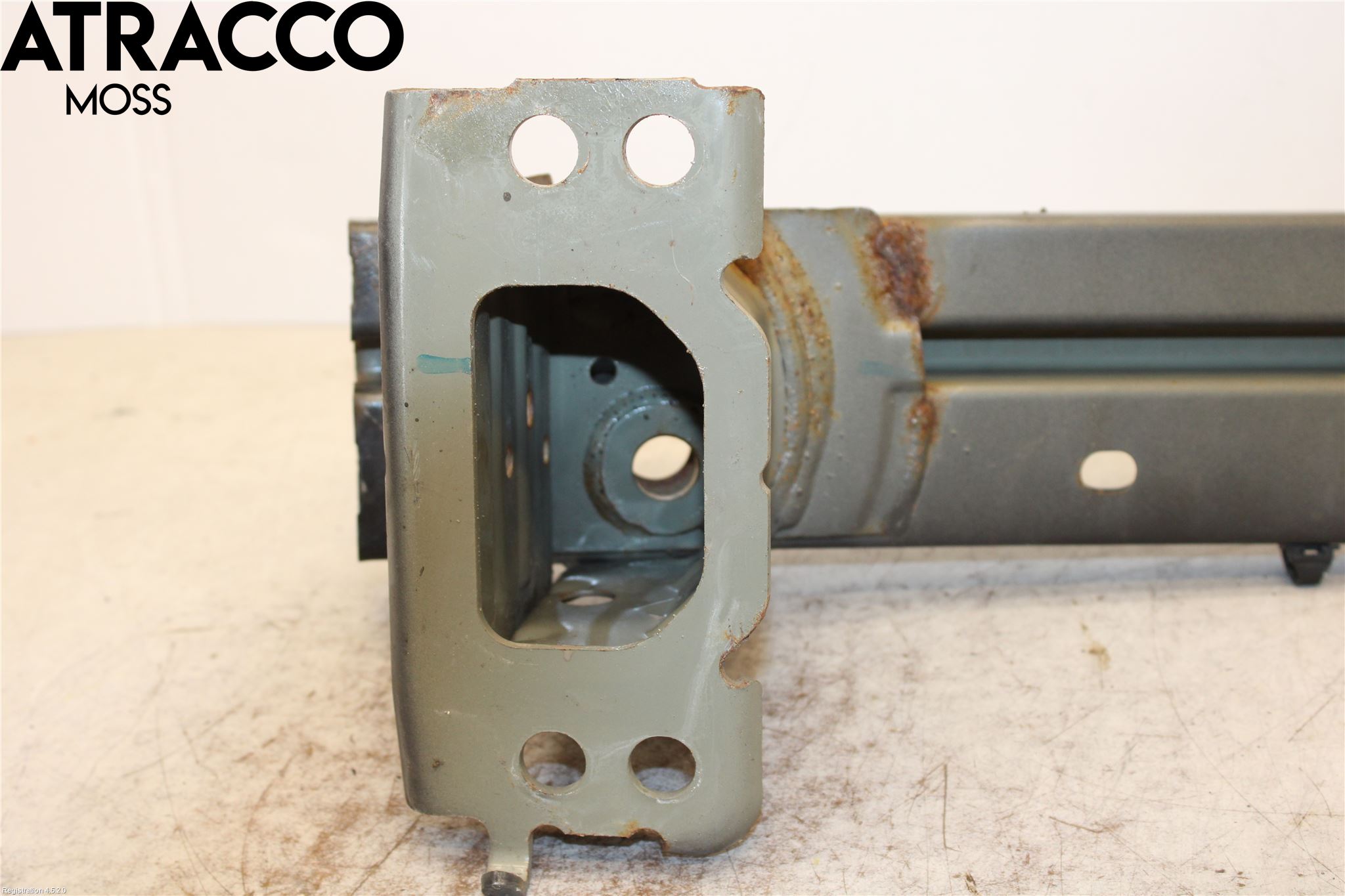 Toyota AURIS 13-19 Støtfanger Foran Bjelke