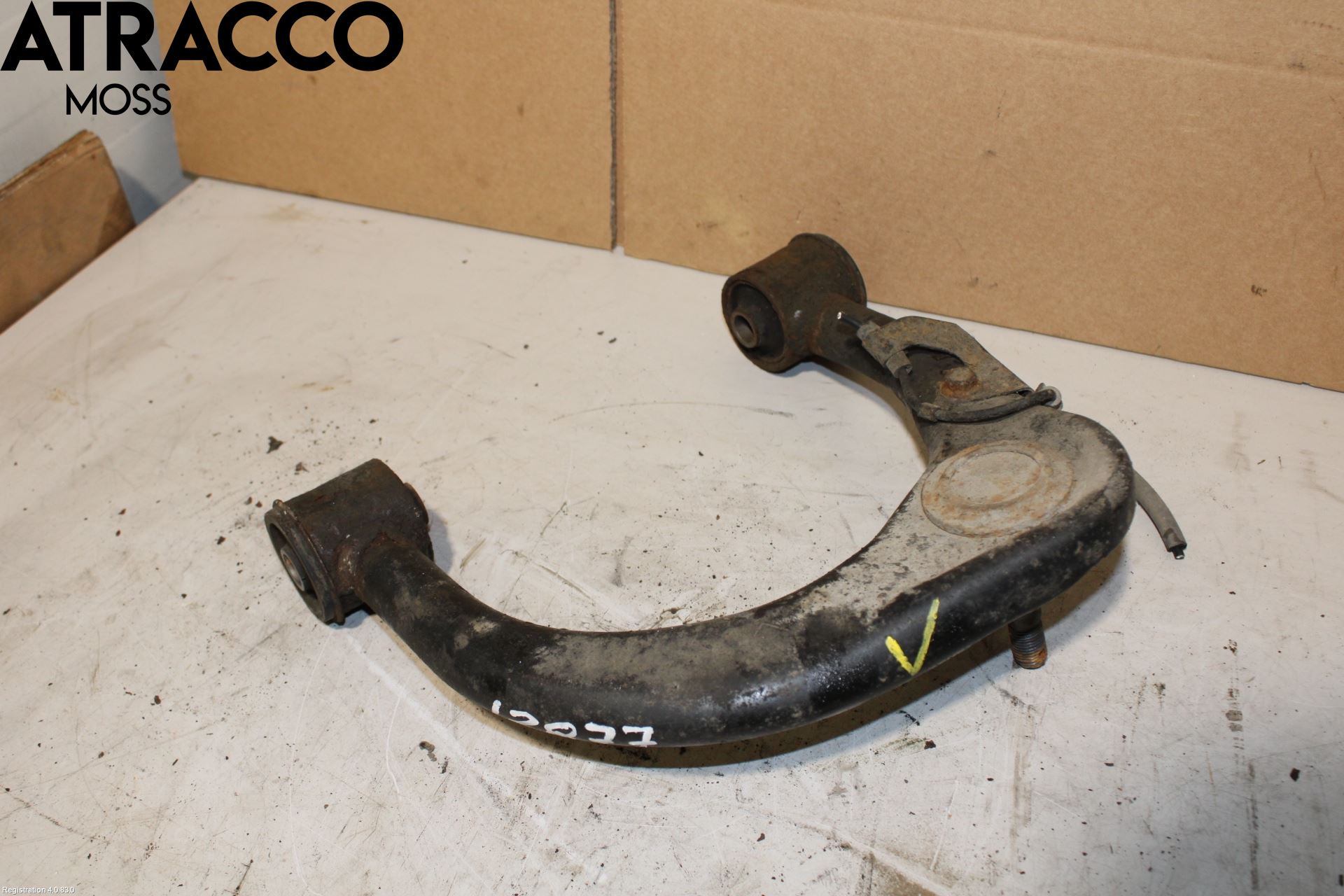 Toyota HILUX 16- Bærearm Foran Venstre Øvre