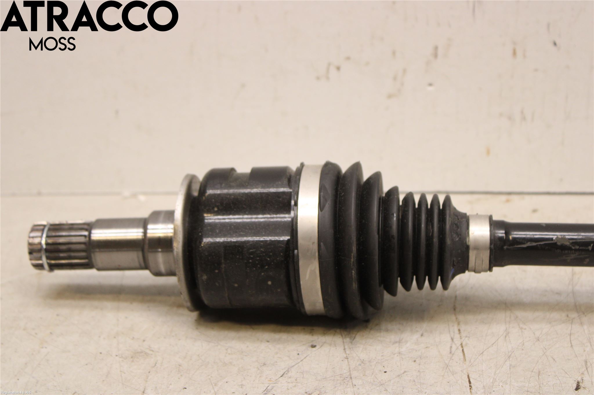 Toyota AURIS 13-19 Drivaksel Foran Kompl Venstre