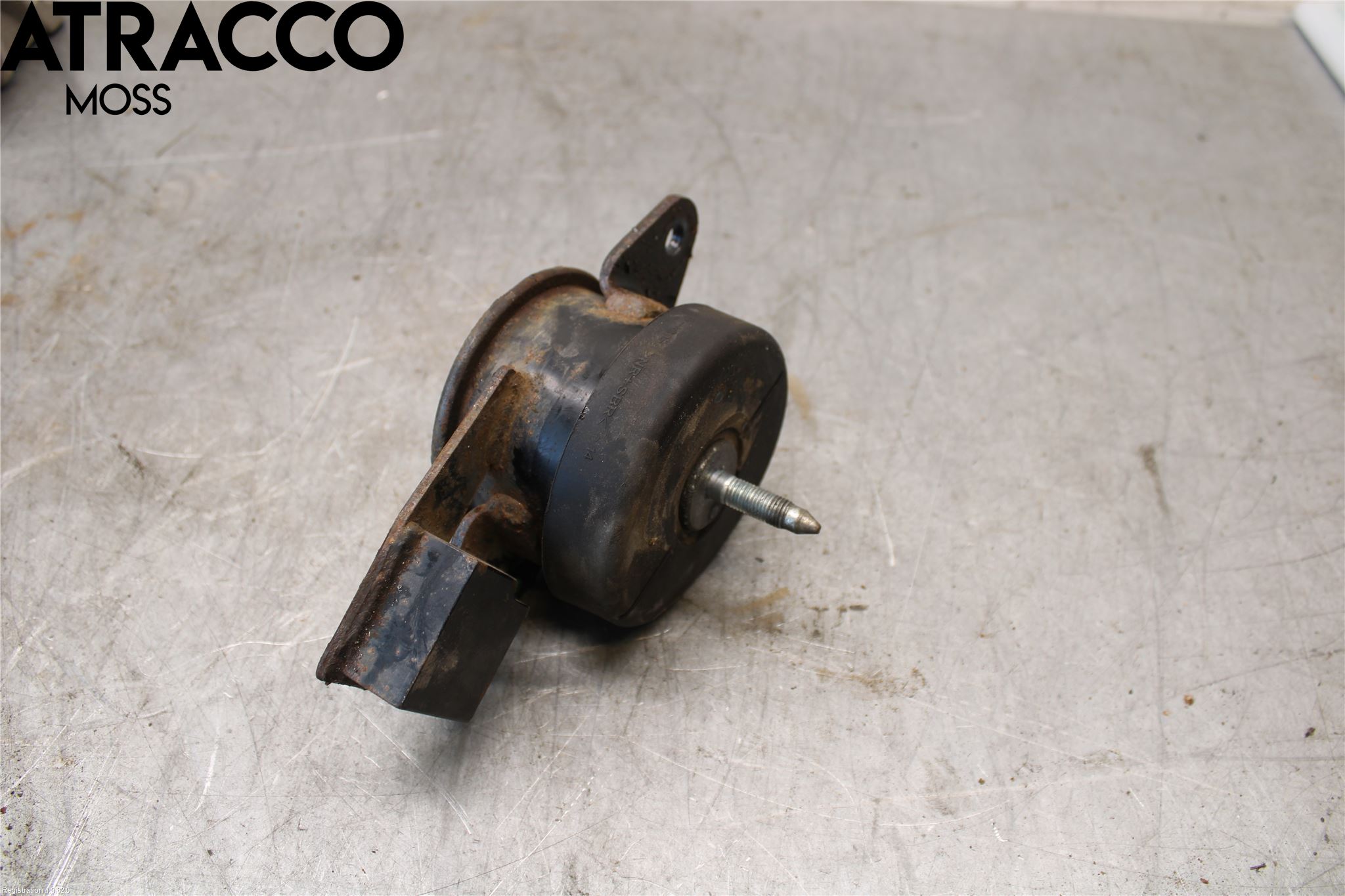 Nissan LEAF 11-17 Motor Feste Gummi