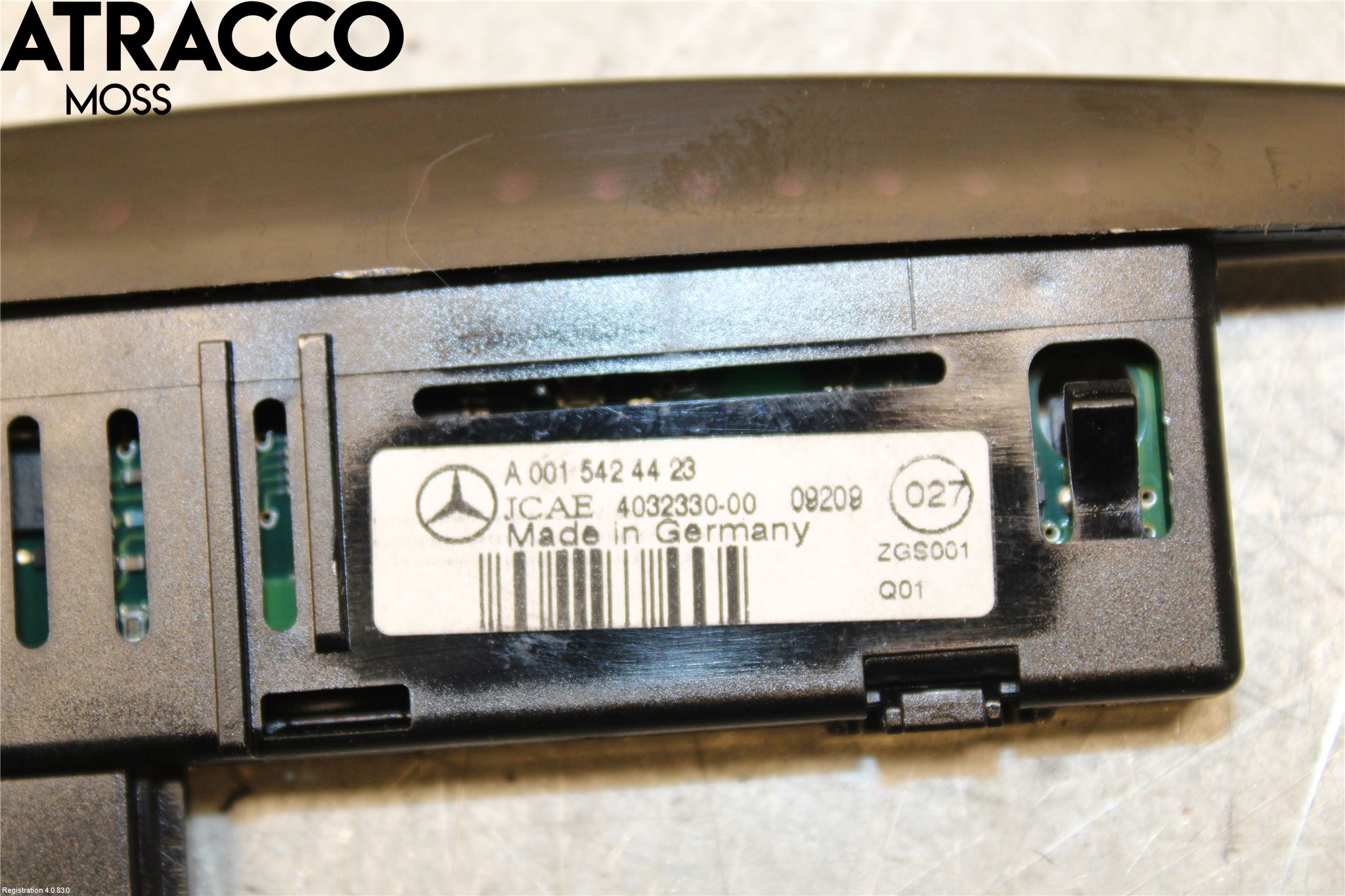 Mercedes-Benz MB E-KLASS (W212) 09-16 Sensor Parkering Front