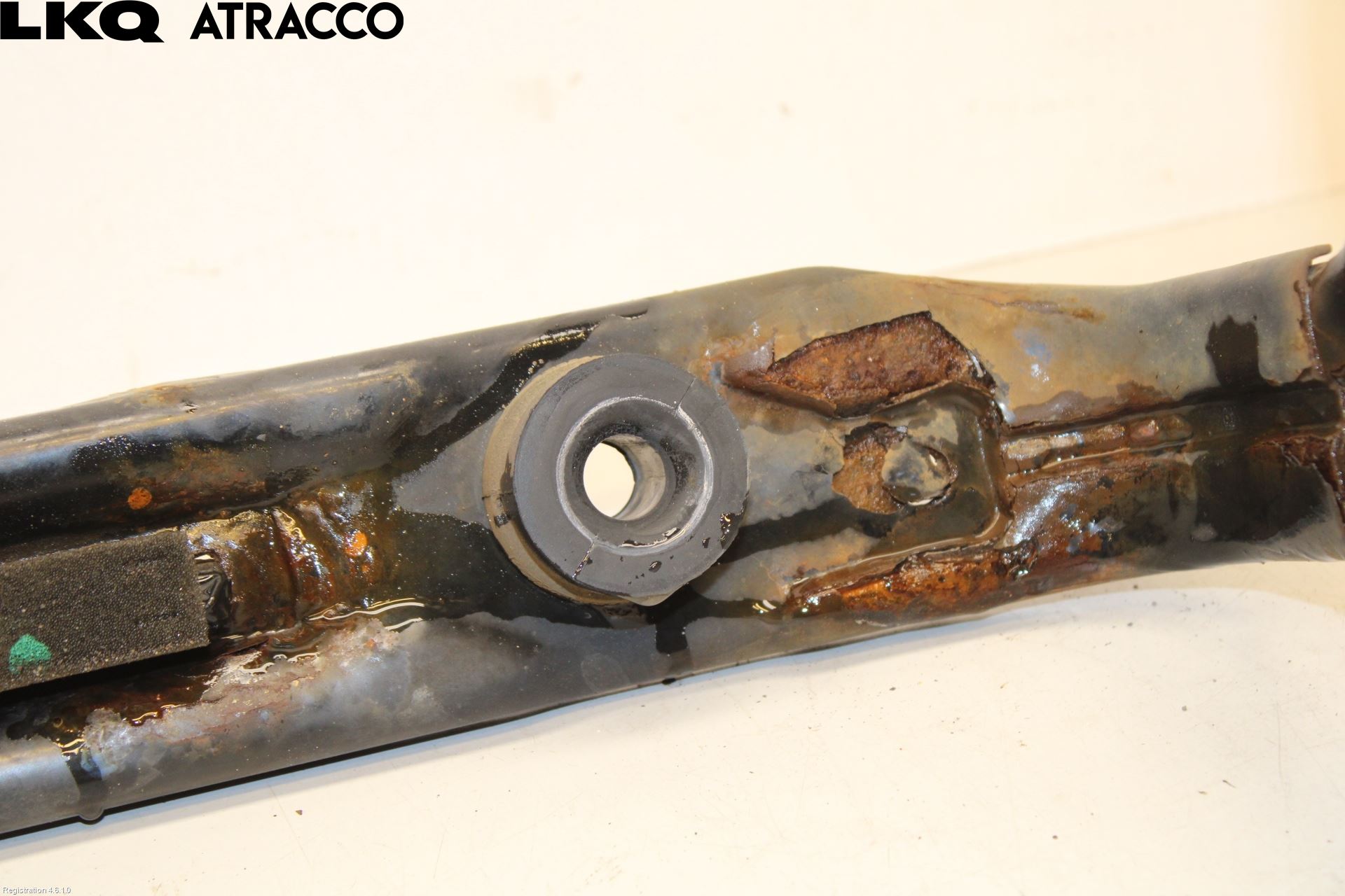 Volvo V40 12-19 Radiator Feste - Ramme - Bjelk