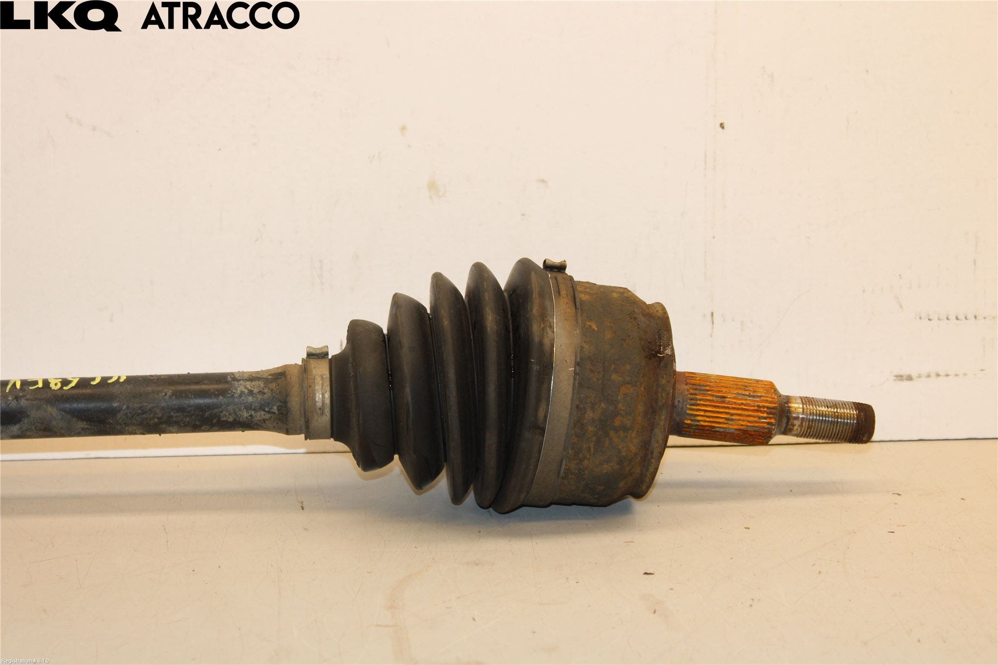 Volkswagen VW TRANSP/CARAVELLE (T6) 16-22 Drivaksel Foran Kompl Venstre