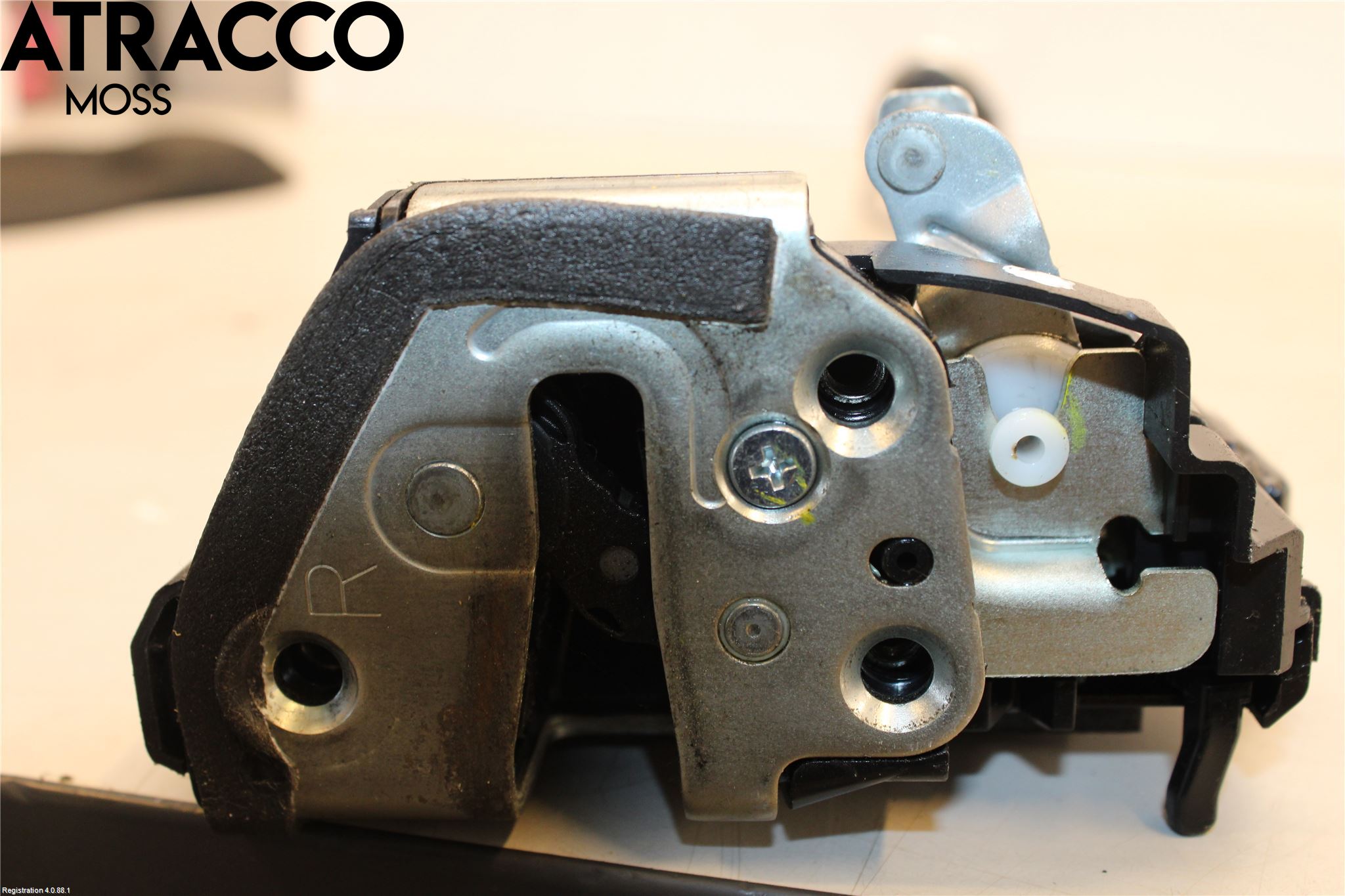 Toyota AURIS 10-12 Dørlås - Låsekasse