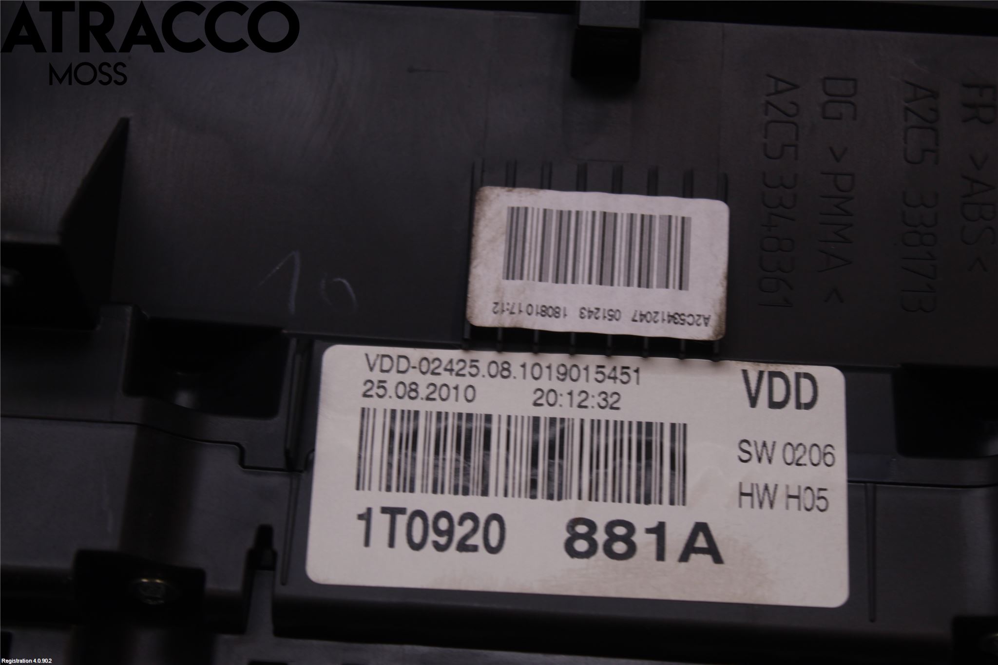 Volkswagen VW TOURAN 10-15 Instr Kombinert