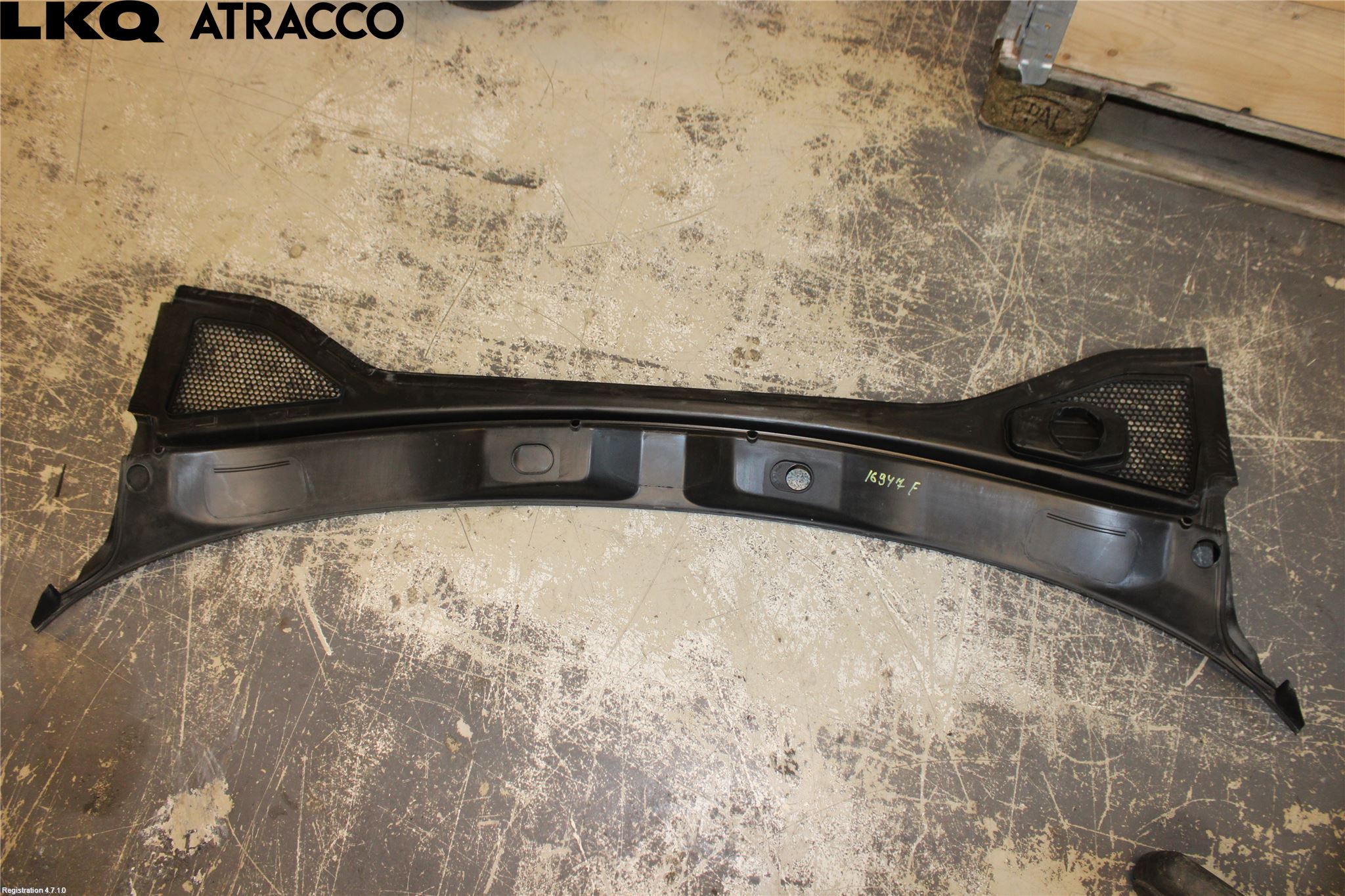 Audi A3/S3 8V 13-20 Visker Deksel-Grill-Under Frr