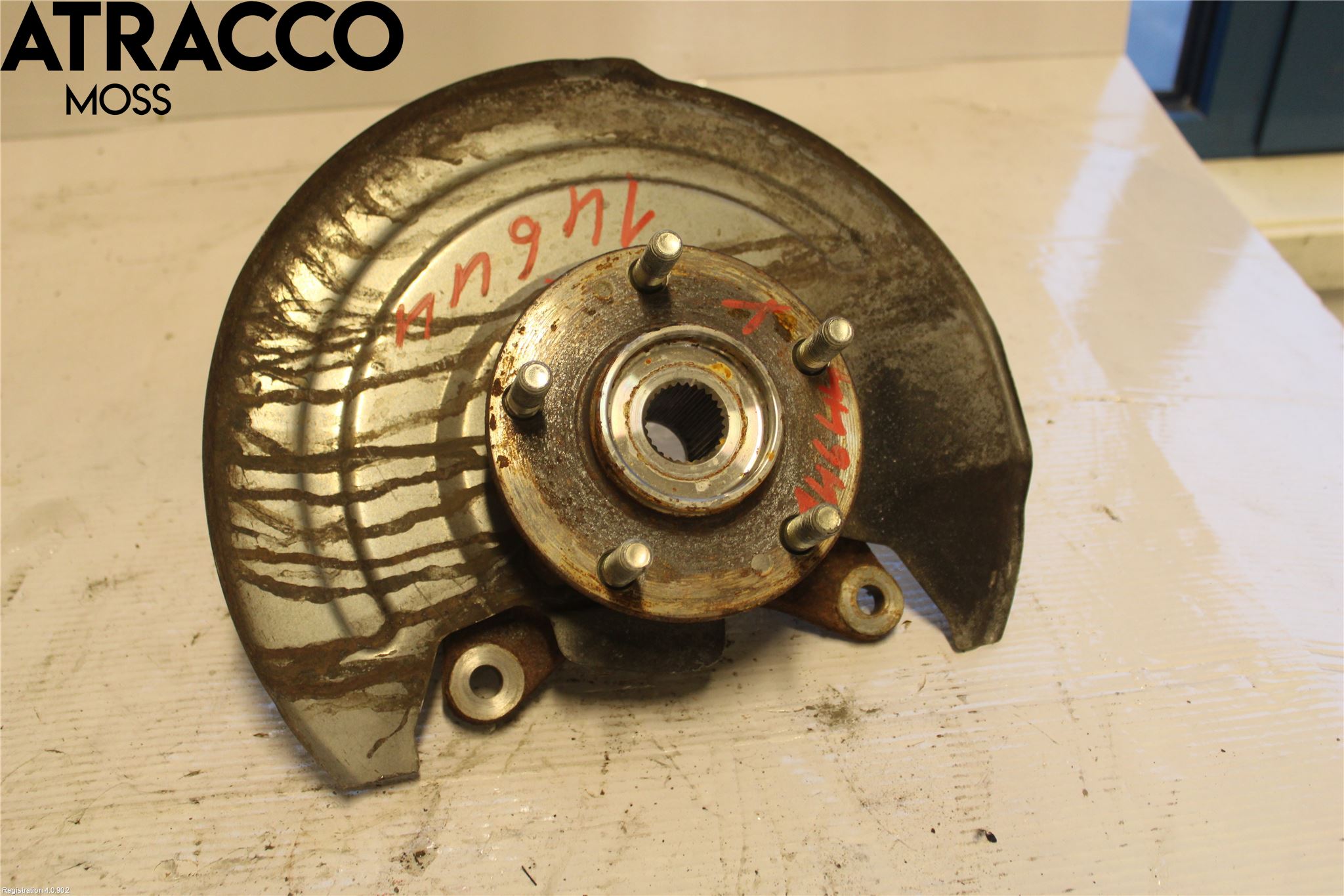 Mitsubishi OUTLANDER 13-21 Spindel Vf