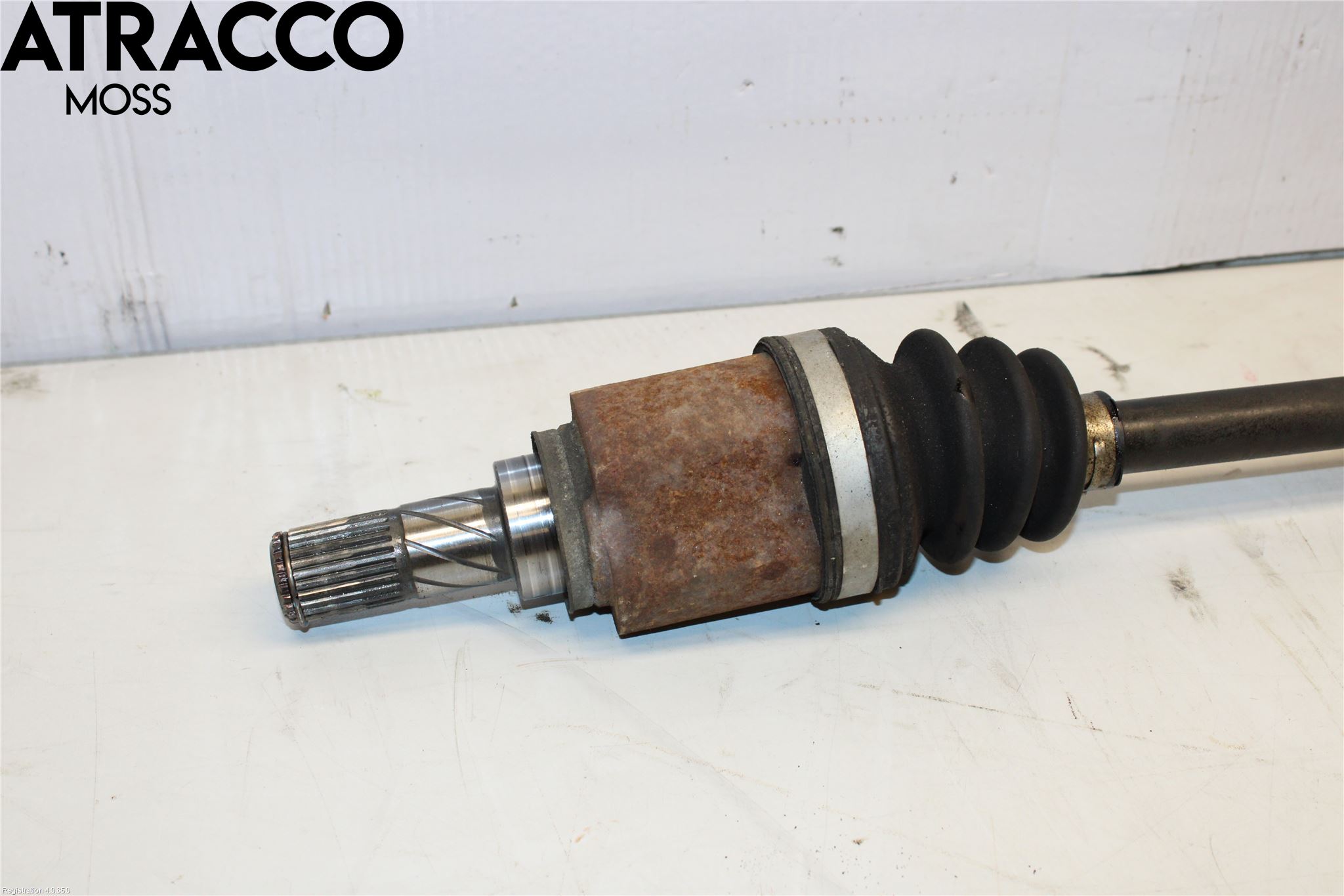 Nissan NOTE E12 14-20 Drivaksel Foran Kompl Venstre