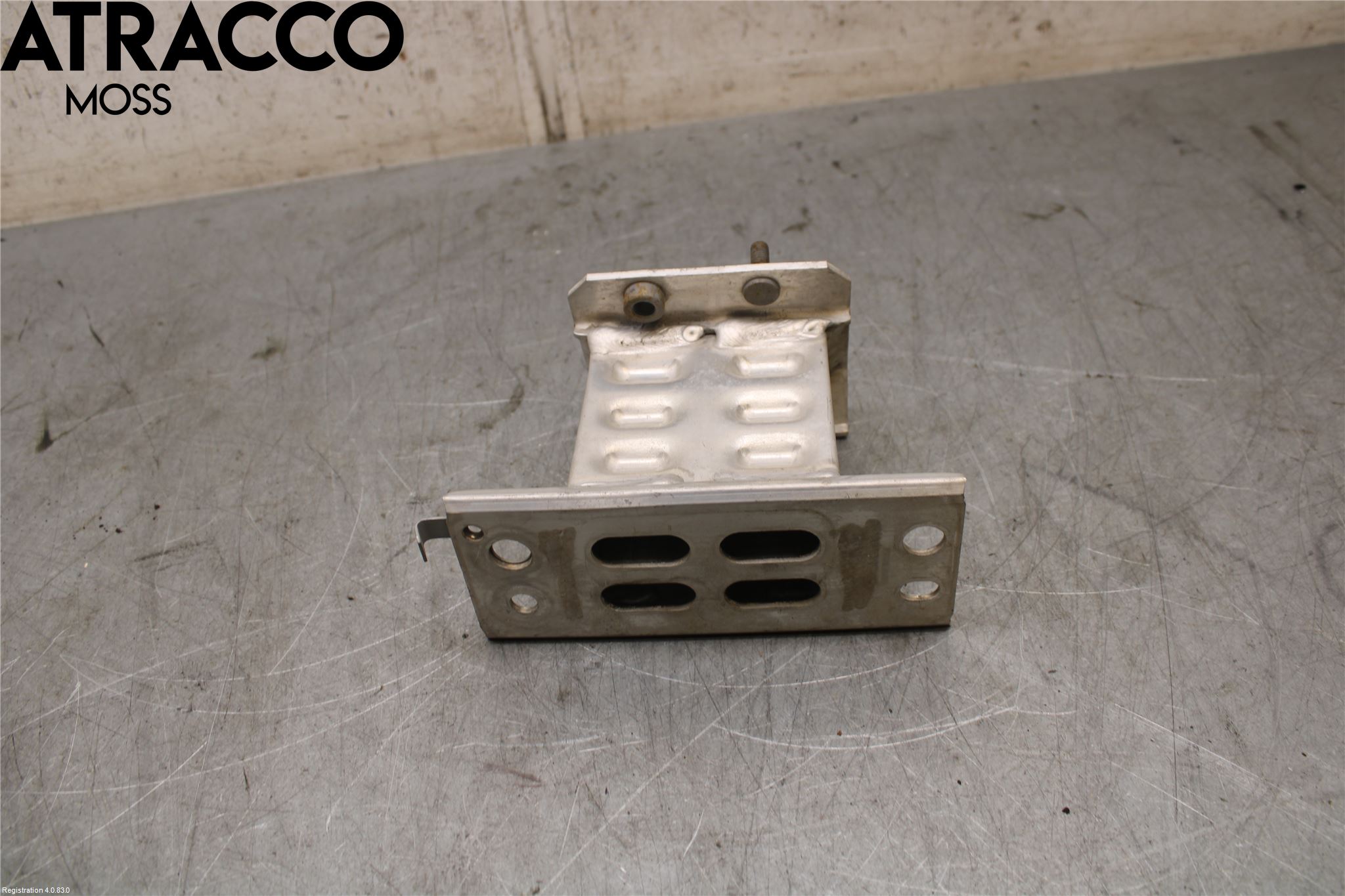 Lexus CT 200h Støtfanger Foran Feste