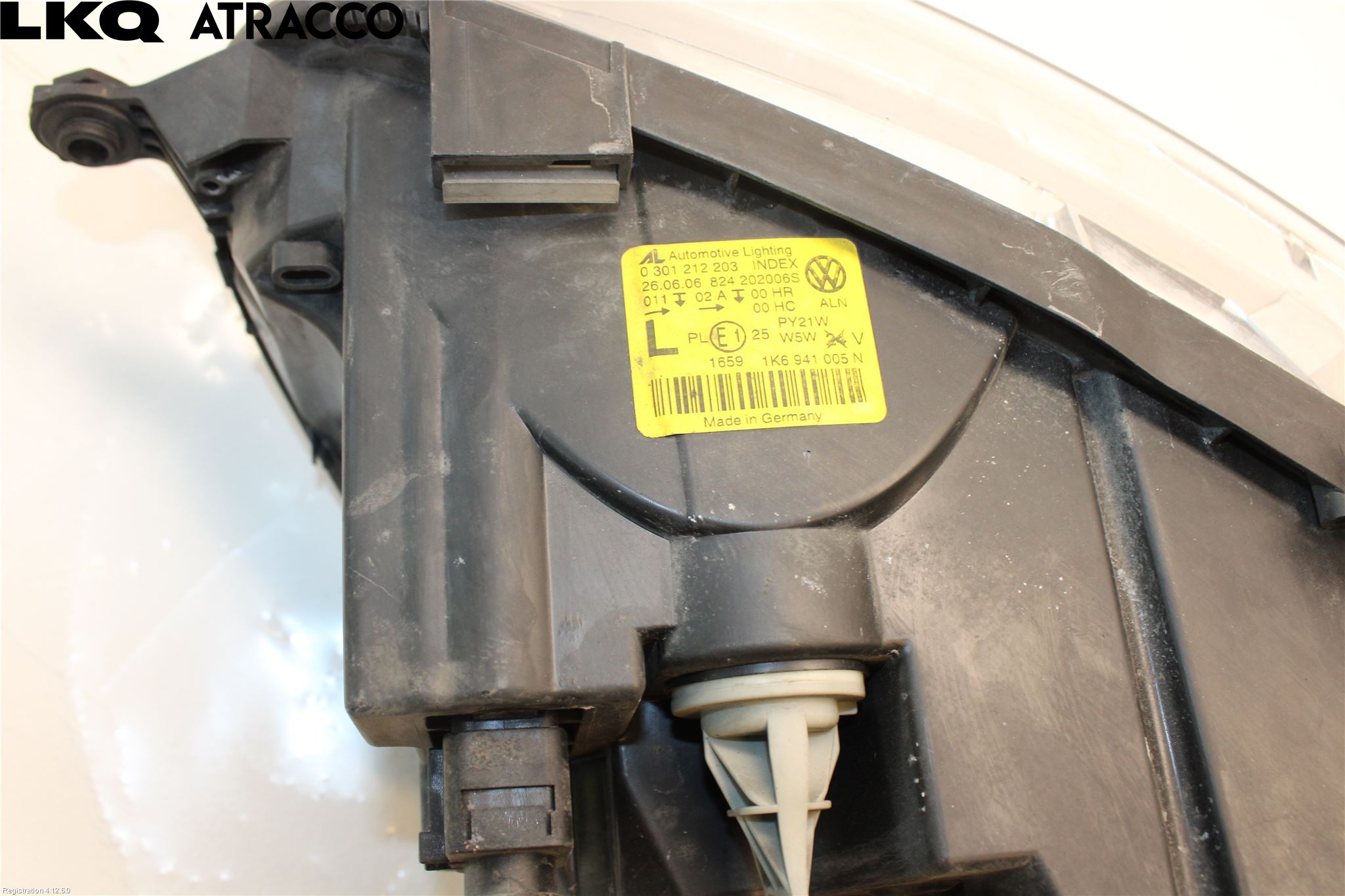 Volkswagen VW GOLF V 04-09 Frontlykt Venstre