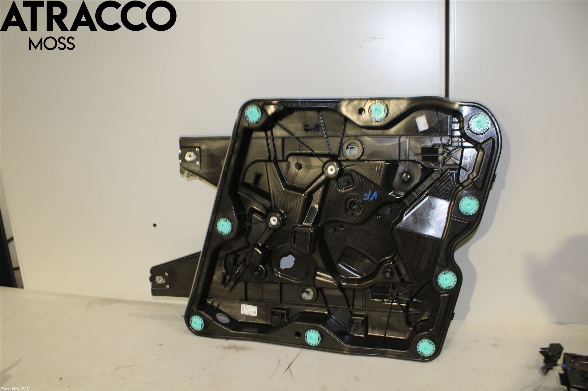 Audi Q4 E-TRON FZ 22- Vindusheis