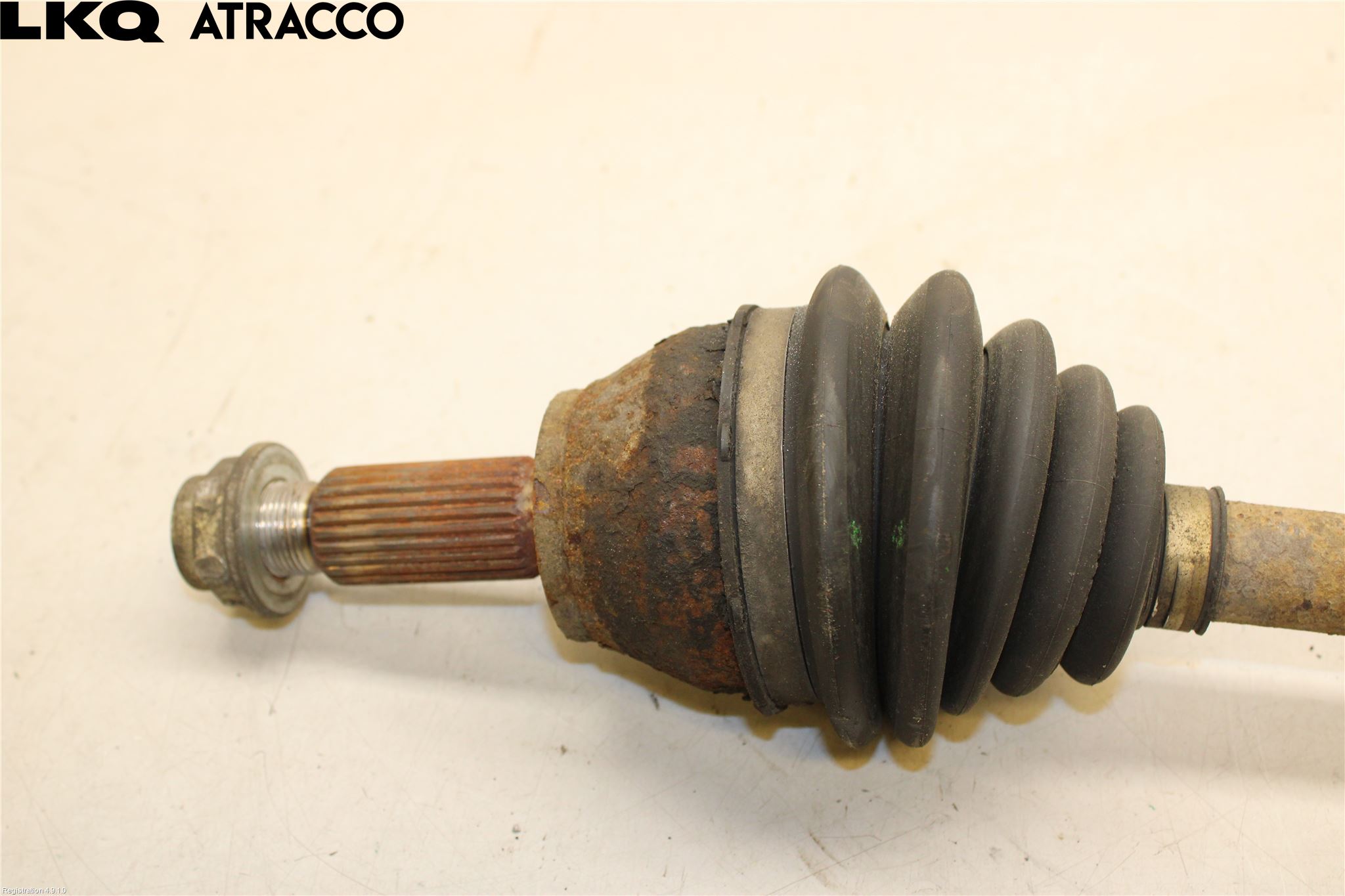 Ford FIESTA 09-12 Drivaksel Foran Kompl Venstre