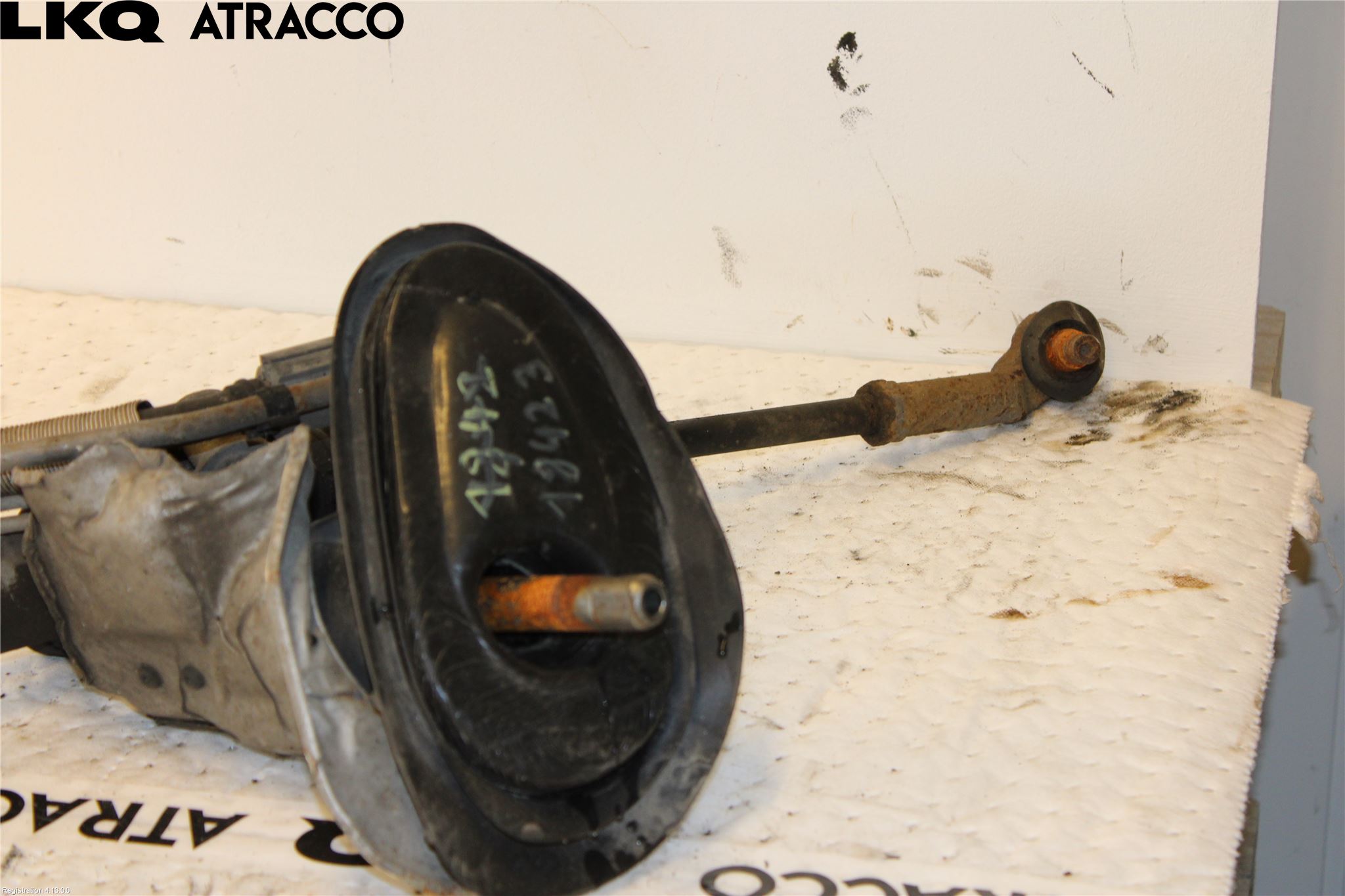 Volvo V60 11-13 Servo Snekke - Tannstang