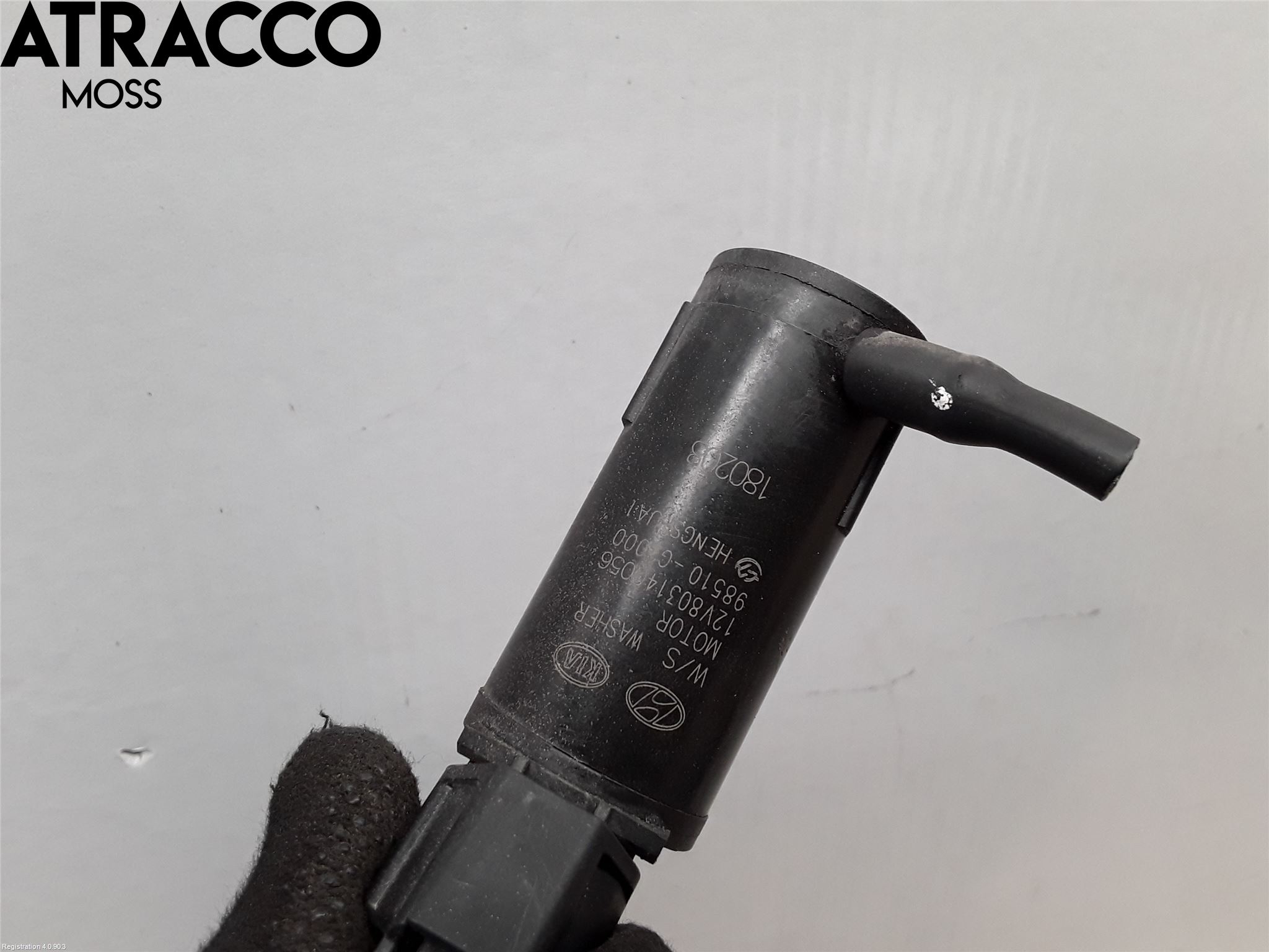 BMW 5 E60/61 Sed/Tou 02-10 Spylerpumpe Frontrute