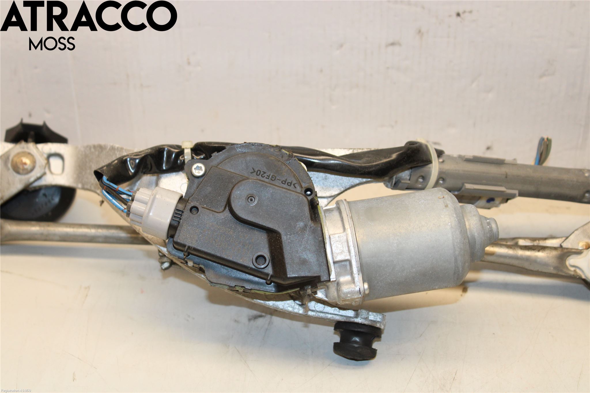 Toyota AURIS 07-09 Viskermotor Frontrute