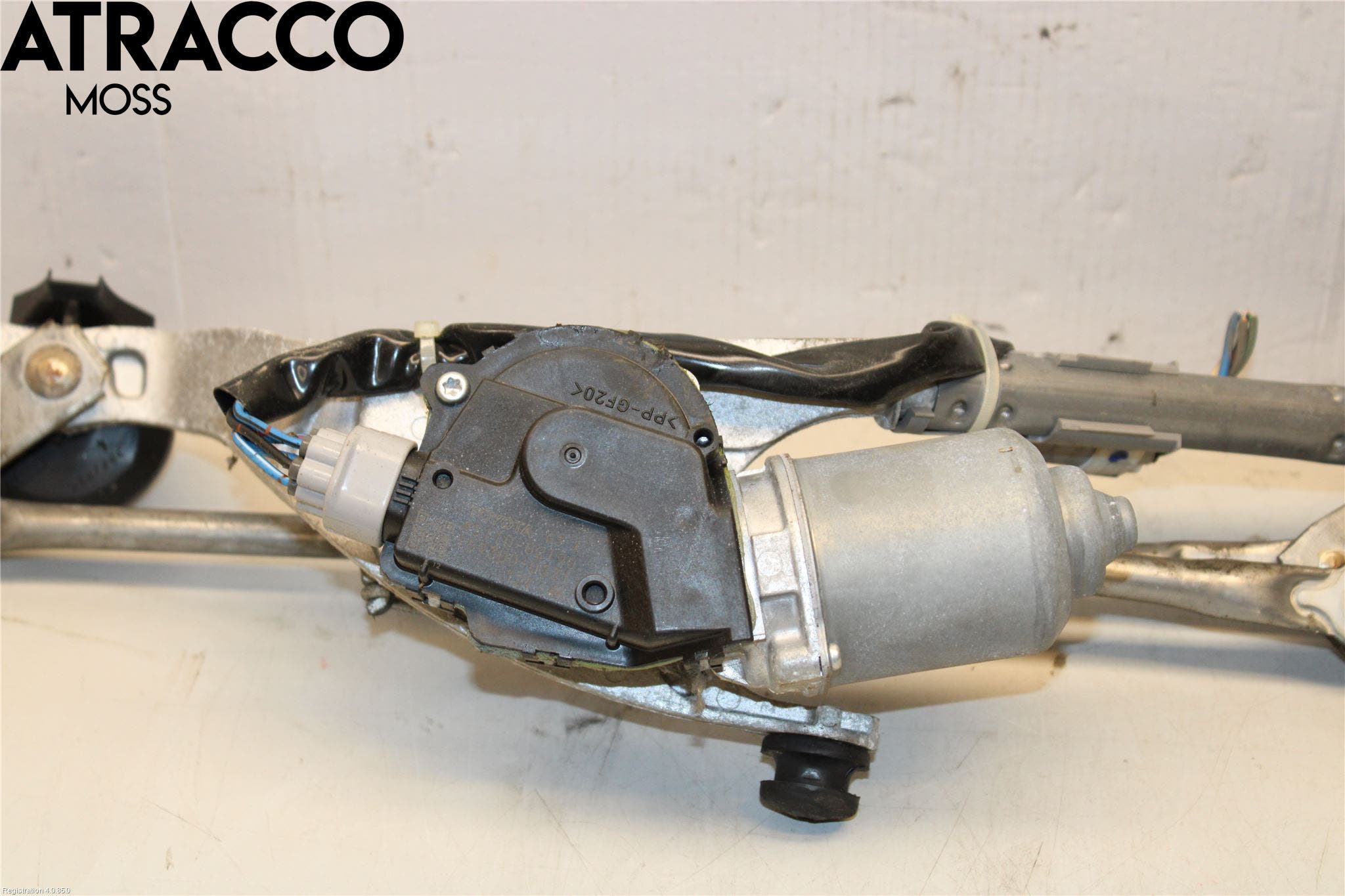 Toyota AURIS 07-09 Viskermotor Frontrute