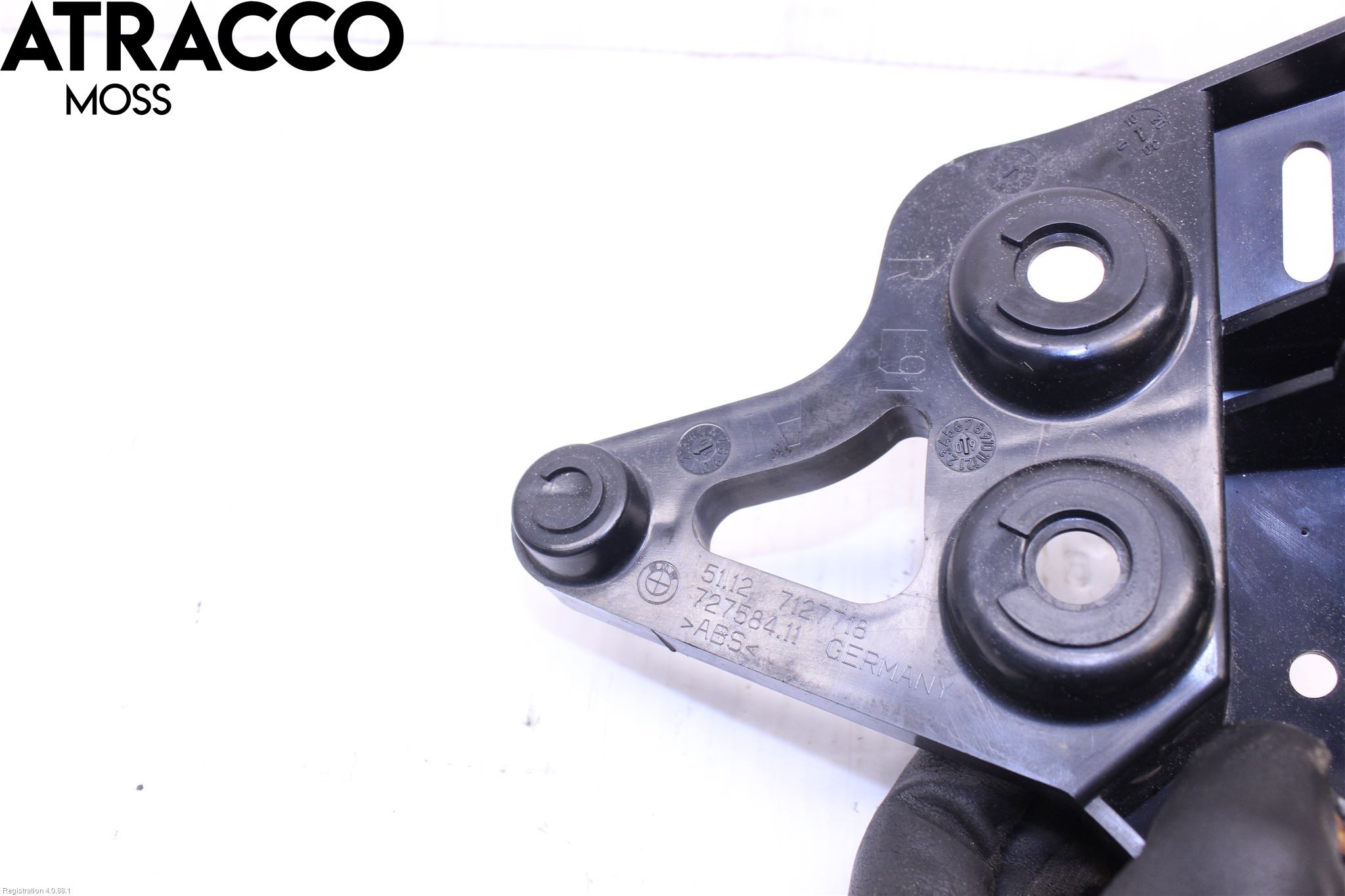 BMW 3 E90/91 SED/TOU 05-12 Bakaksel Feste