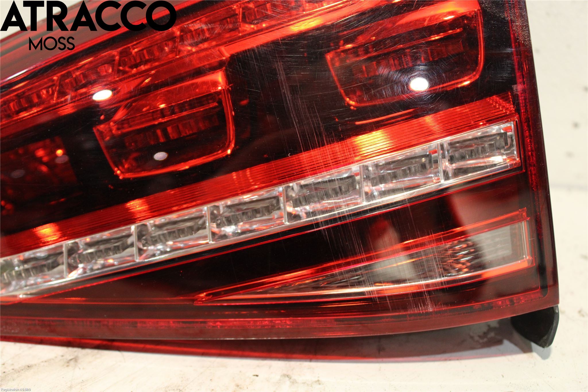 Volkswagen VW GOLF / E-GOLF VII 13-20 Baklykt Høyre  På Luke(Indre)