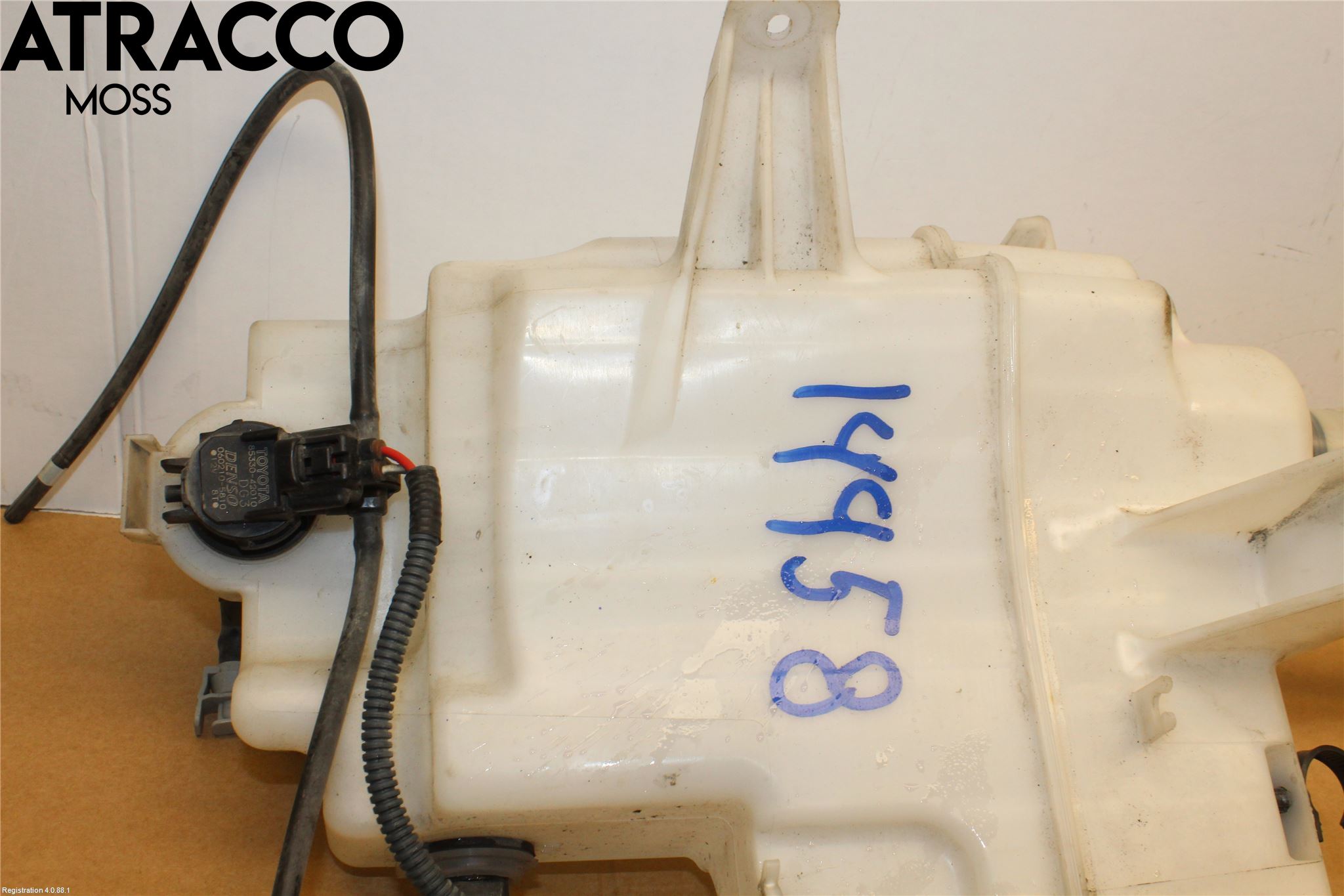 Toyota RAV4 13-18 Spylerbeholder Frontrute-Lykte