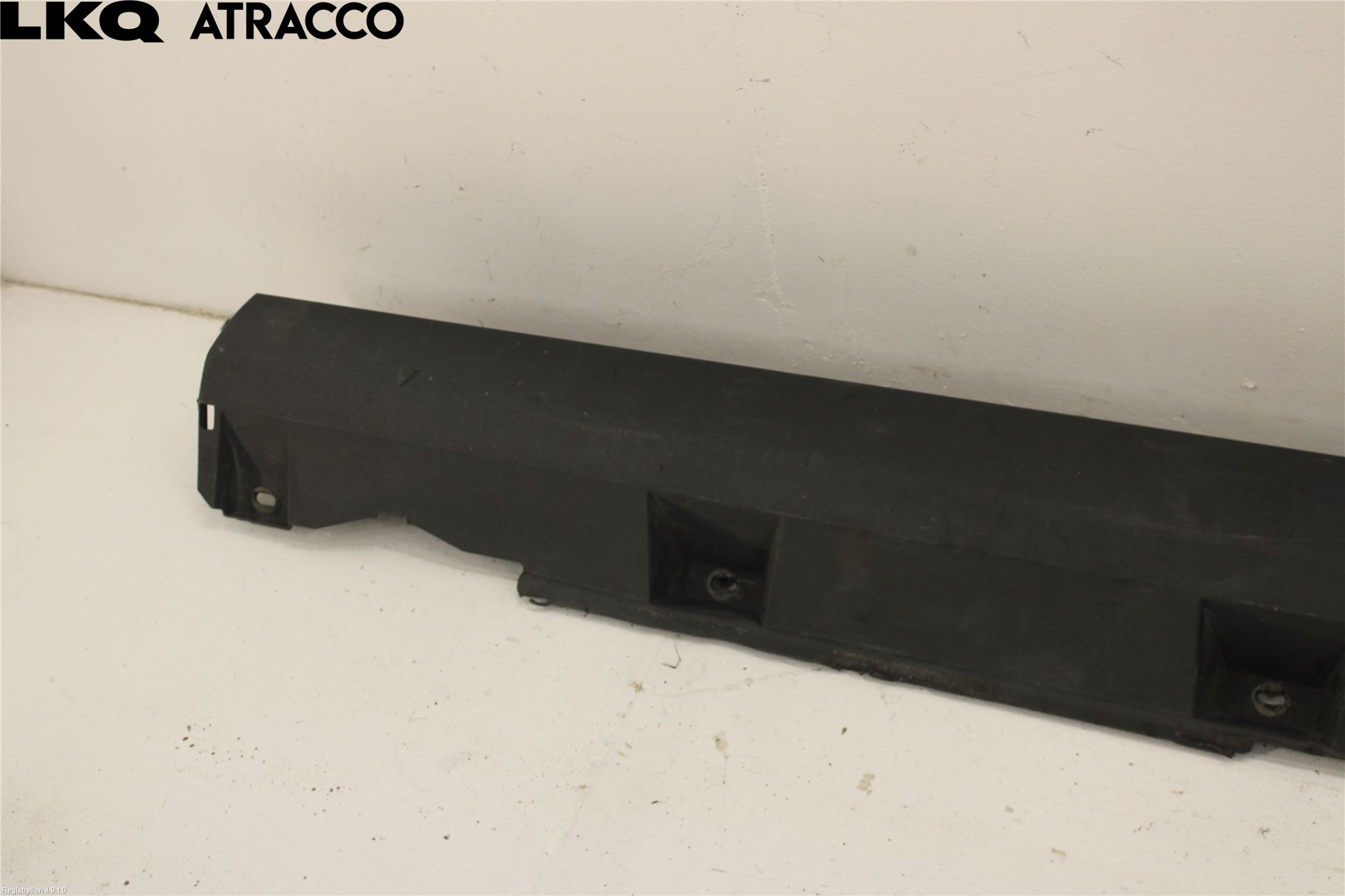 Ford FOCUS 15-18 Kanalskjørt Venstre