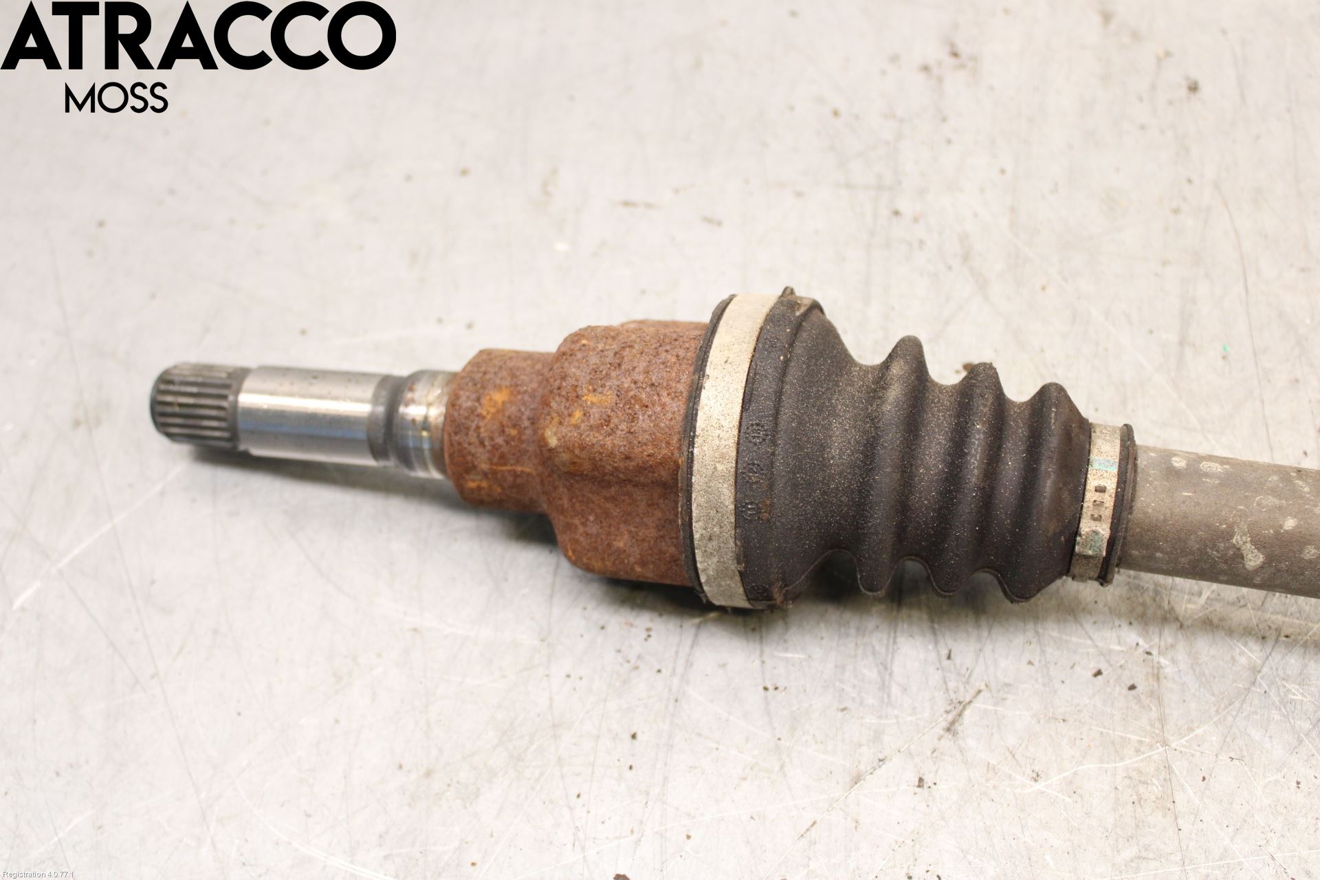 Peugeot 208 12-15 Drivaksel Foran Kompl Høyre