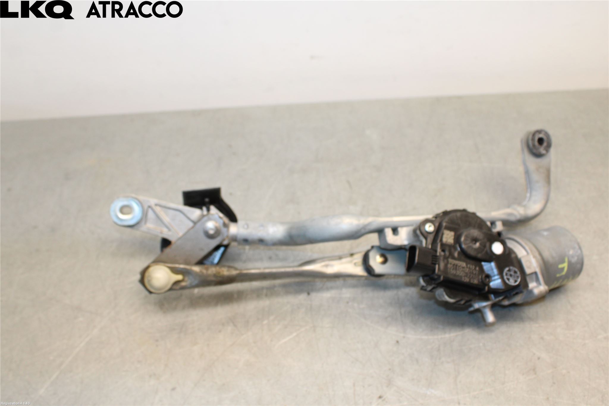 Toyota YARIS XP130 15-20 Viskermotor Frontrute