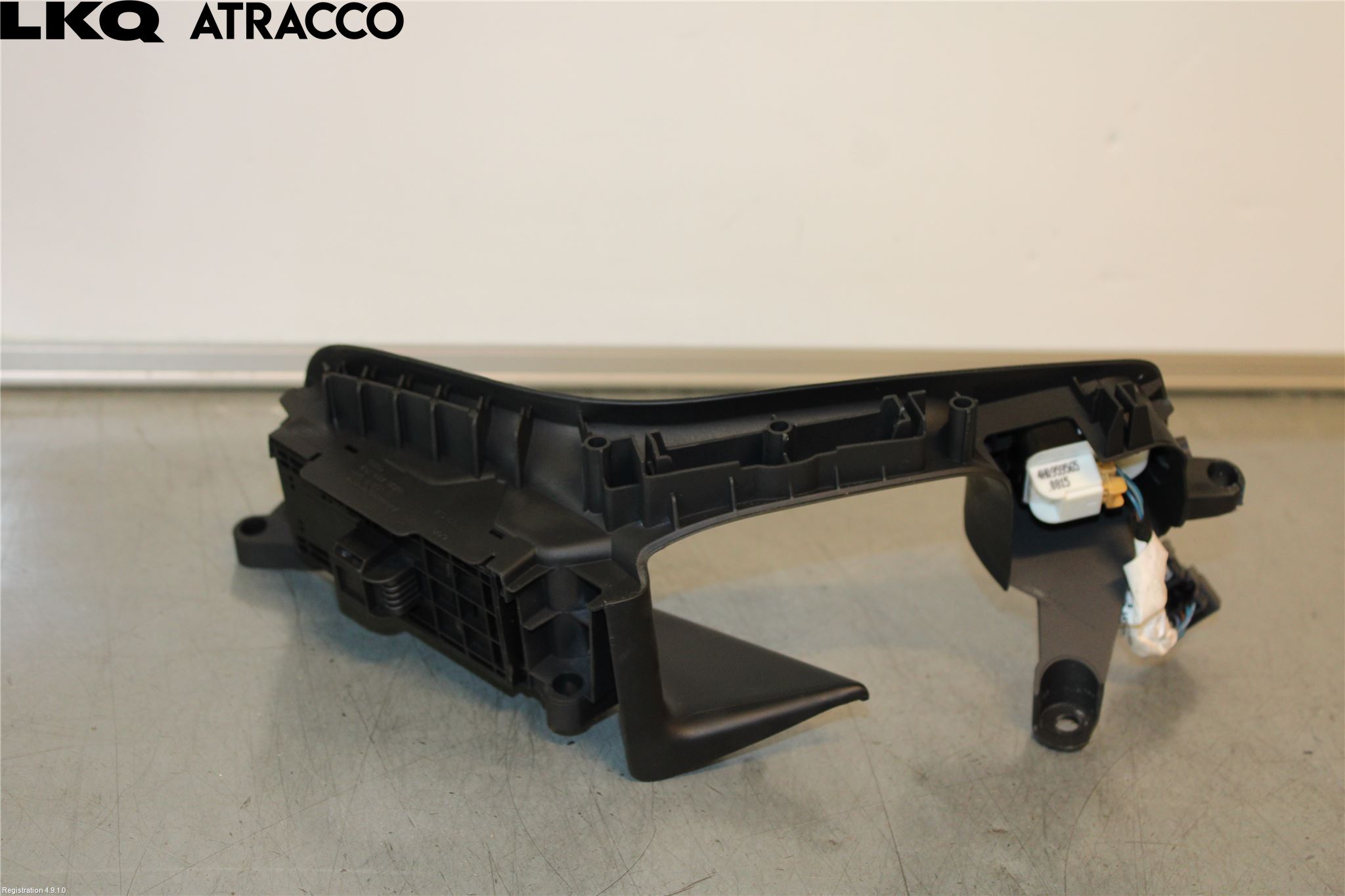 Audi A6 ALLROAD 12-18 Bryter Vindusheis