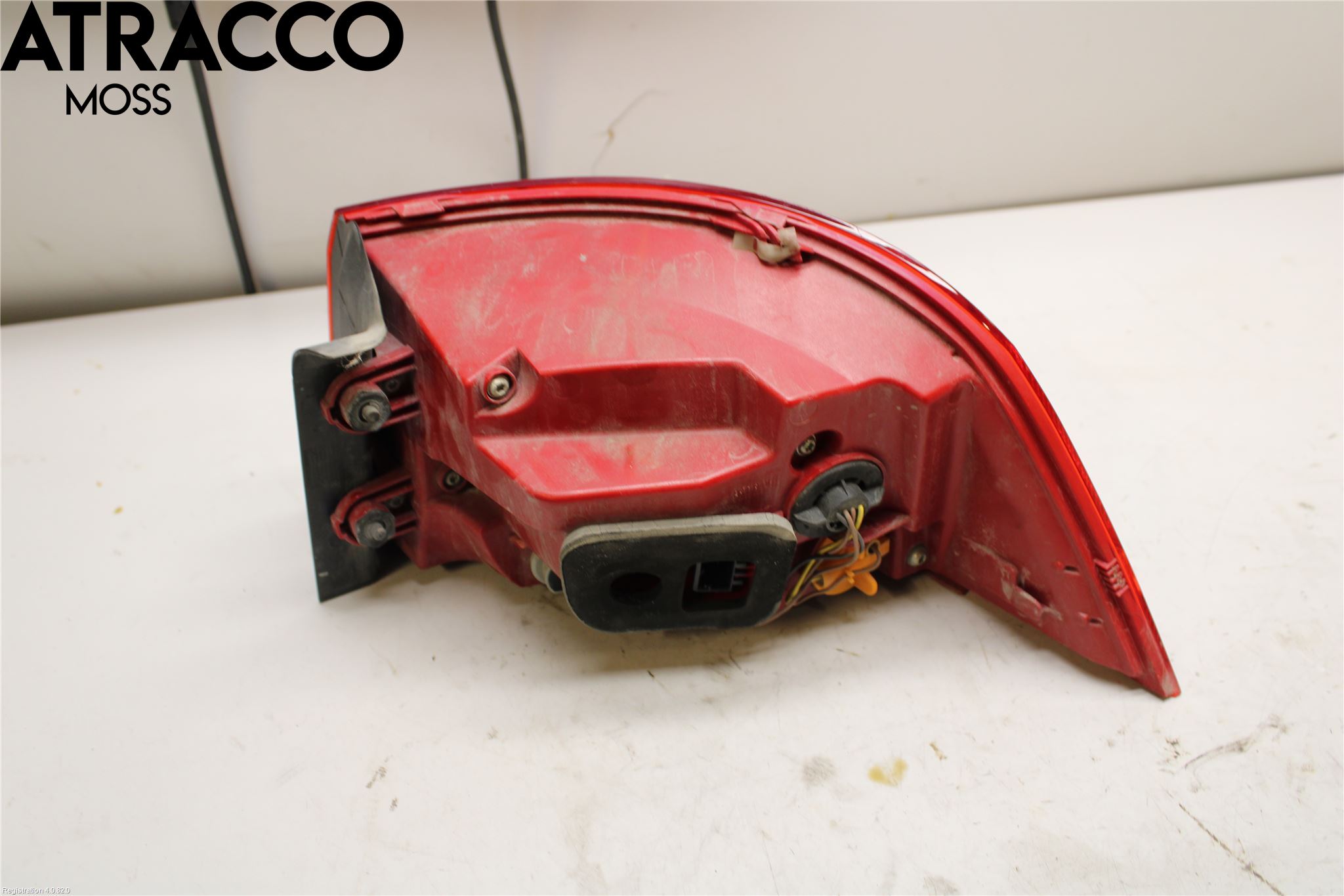 Volkswagen VW PASSAT 11-14 Baklykt Venstre