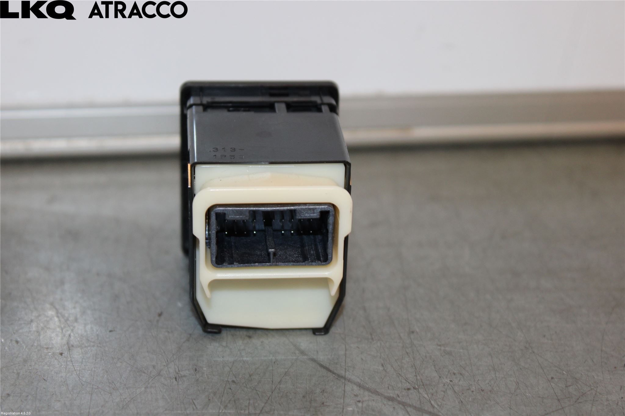 Toyota AURIS 13-19 Bryter Speil