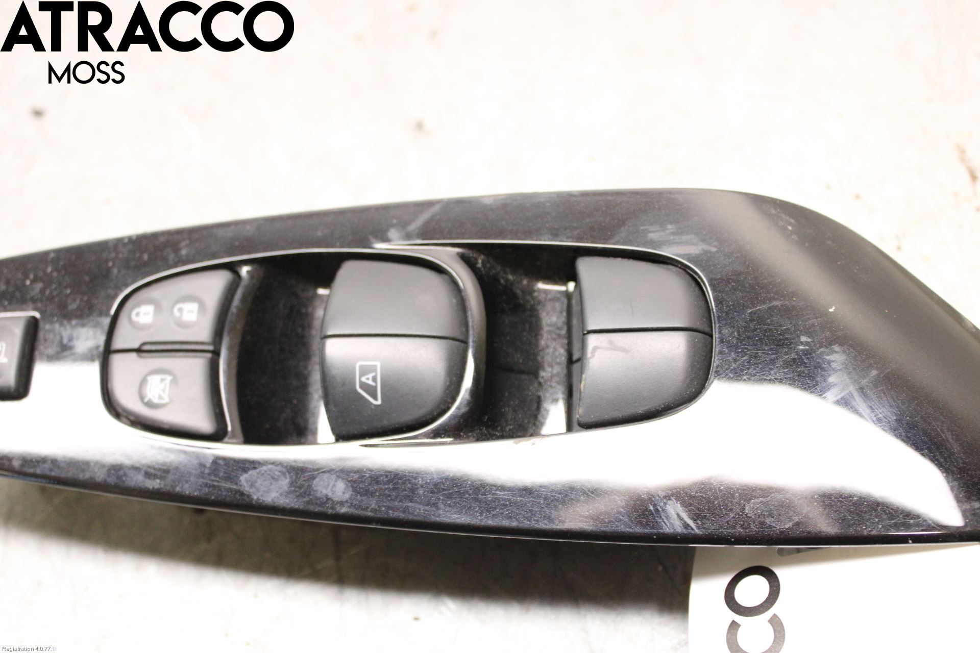 Nissan LEAF 18- Bryter Vindusheis